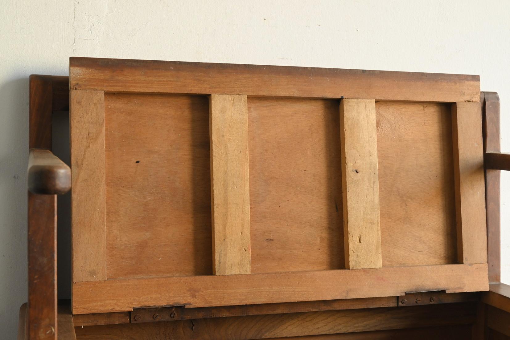 Ancien banc japonais en bois/chaise en bois avec rangement/époque Shoha en vente 7