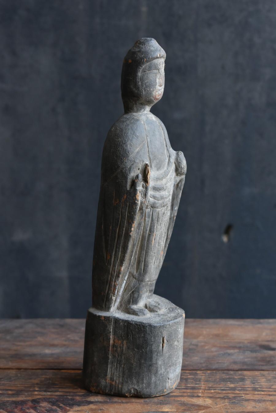 Old Japanese Wooden Buddha Statue /Edo Period/ Wooden Figurine /Yakushi Nyorai For Sale 1