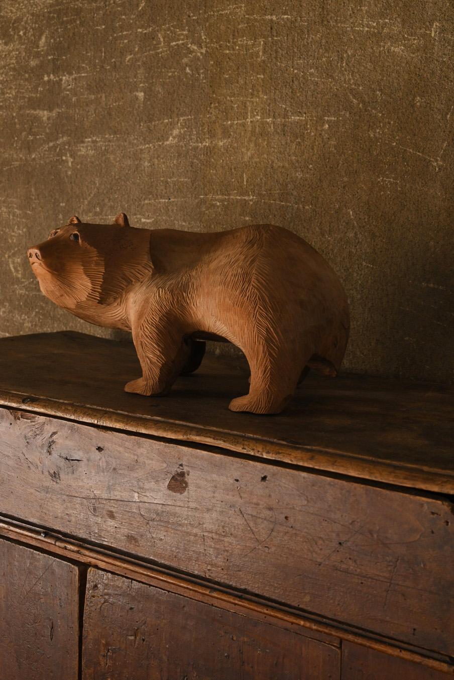Antigua figura de oso/animal tallada en madera japonesa/época Showa Madera en venta