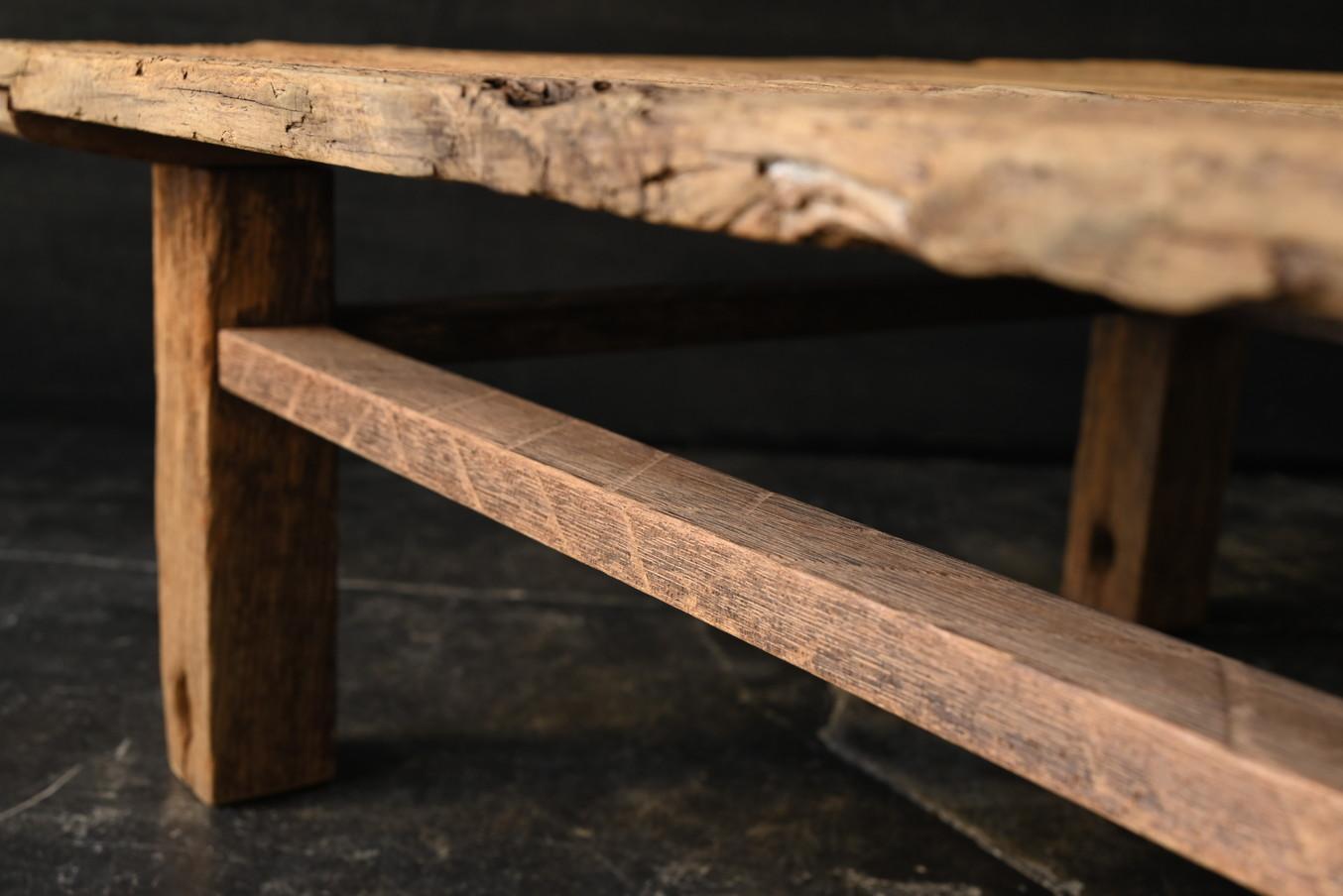 Altes japanischer niedriger Holztisch / 20. Jahrhundert / Mitteltisch / Wabi-sabi-Tisch im Angebot 7
