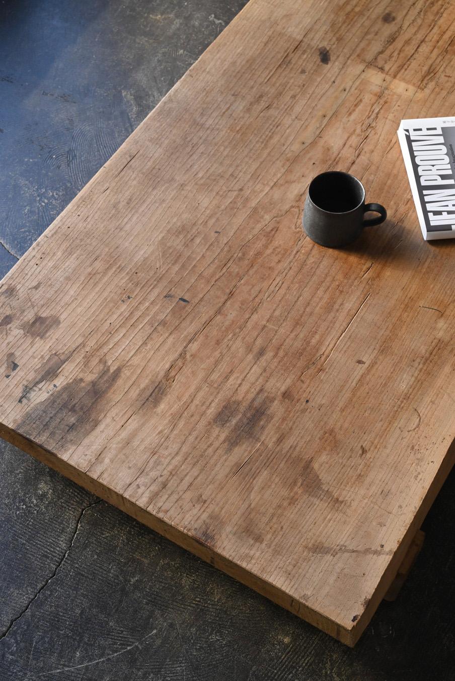 Travail du bois Table basse japonaise ancienne/design simple/table à café en vente