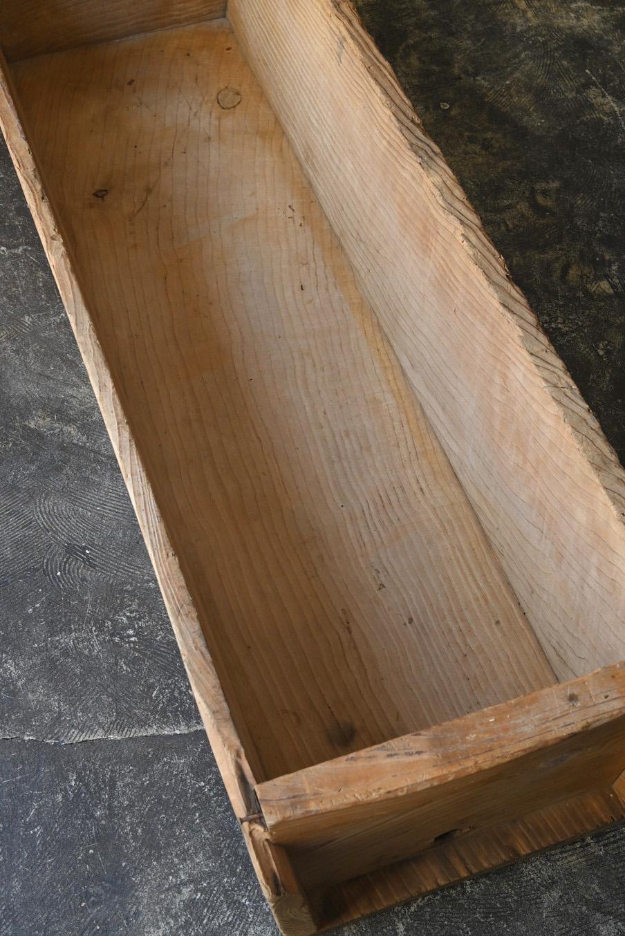 Old Japanese wooden low table/wooden bench/Showa era/feed trough For Sale 11