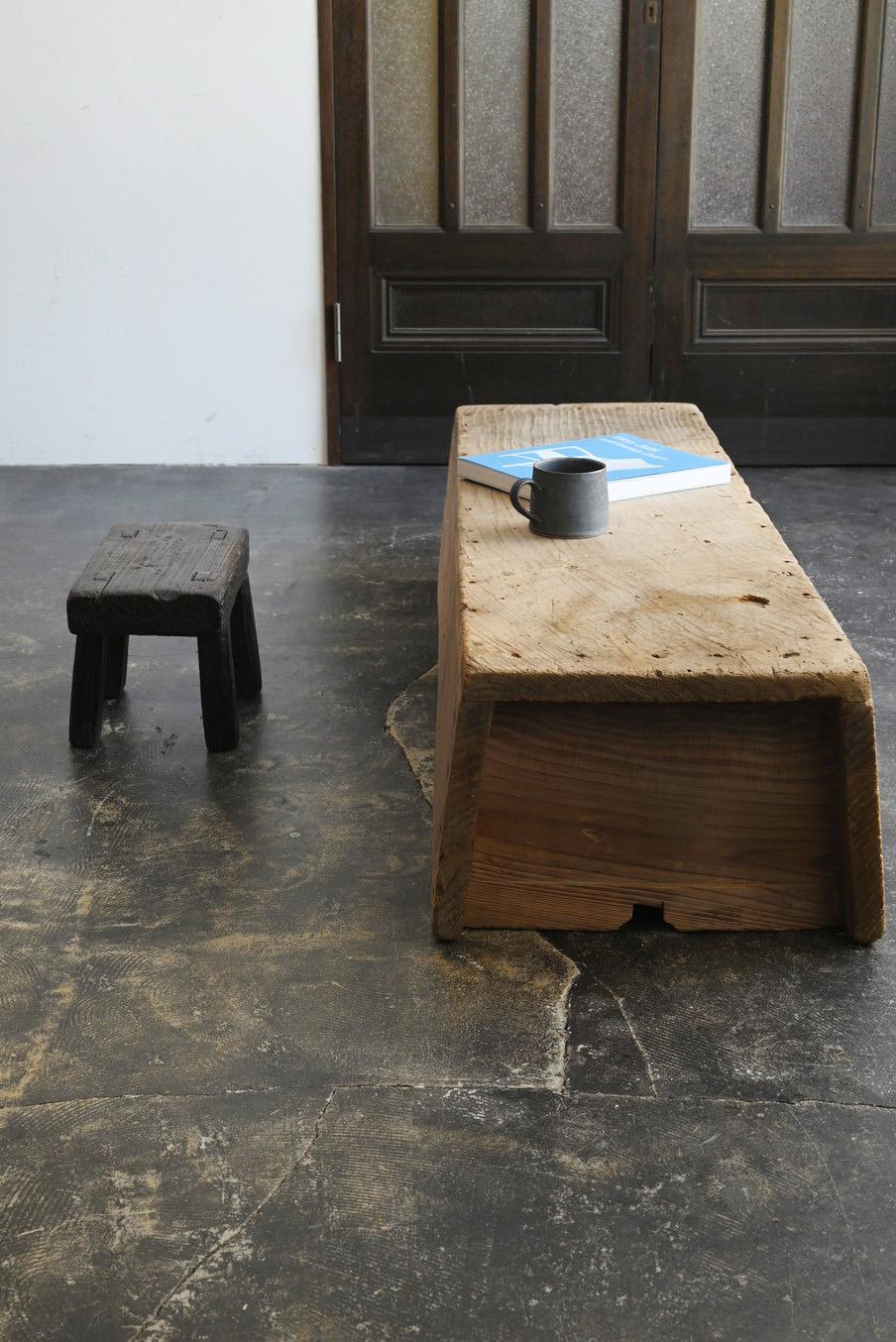 Woodwork Old Japanese wooden low table/wooden bench/Showa era/feed trough For Sale