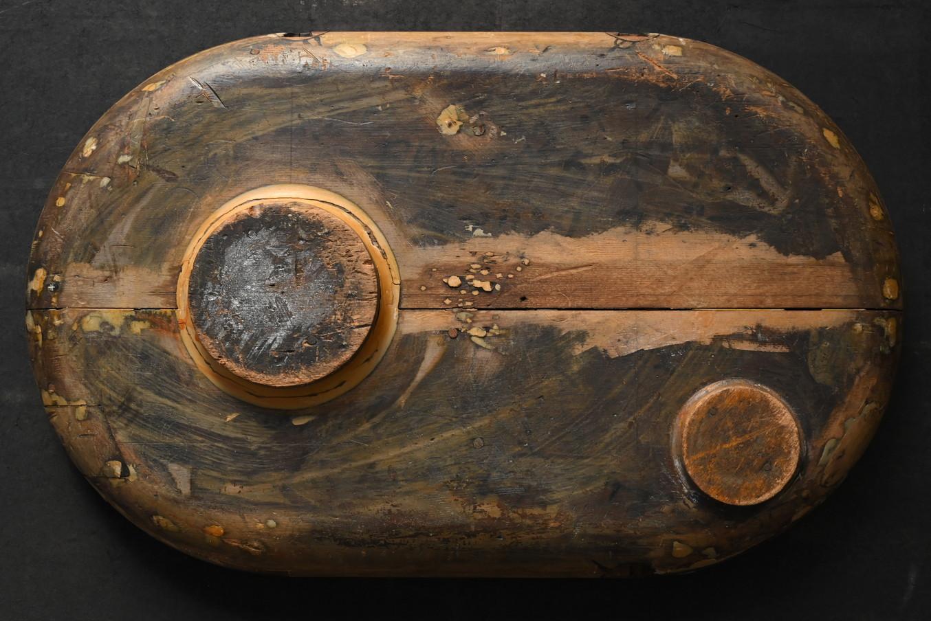 Old Japanese wooden wall hanging object/wooden mold/20th century For Sale 1