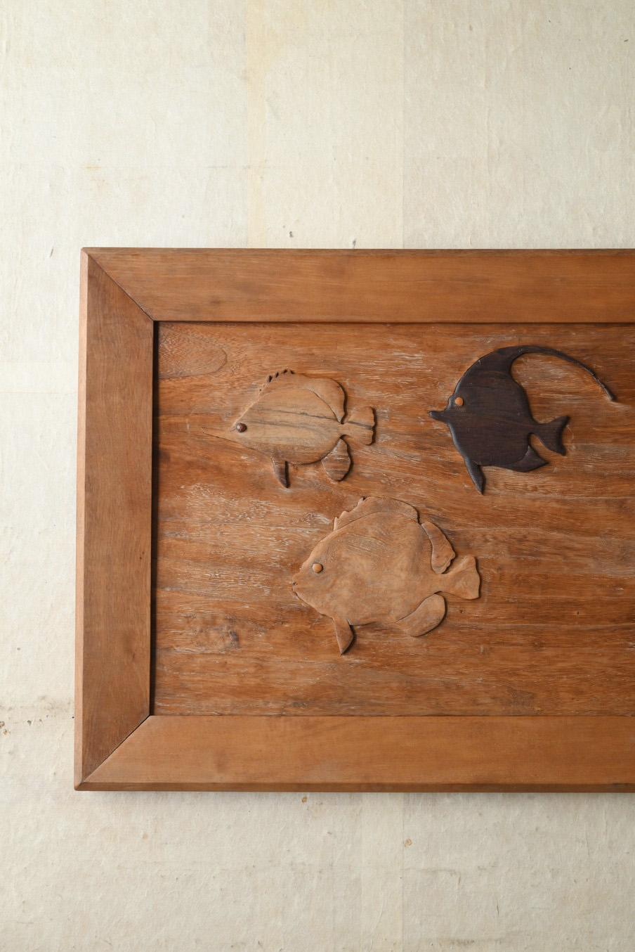 Old Japanese wooden wall hanging tropical fish picture / 20th century For Sale 9