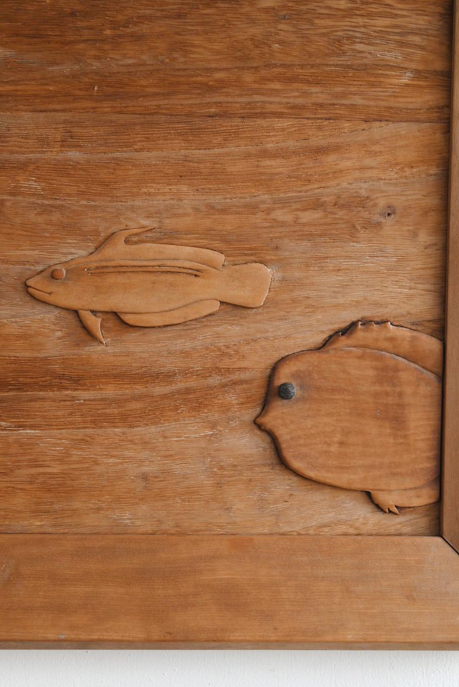Old Japanese wooden wall hanging tropical fish picture / 20th century In Good Condition For Sale In Sammu-shi, Chiba