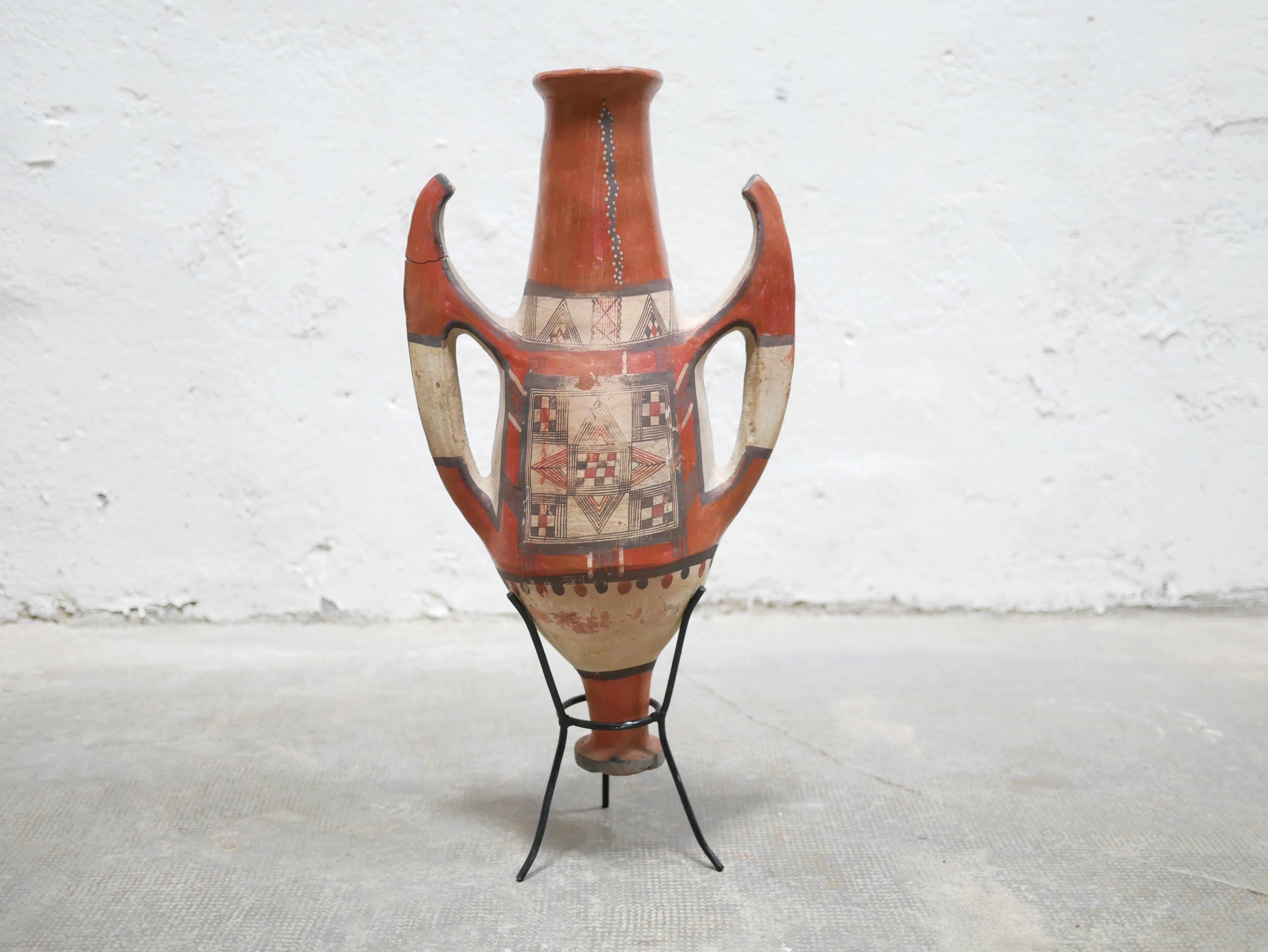 Alte kabylische Amphora aus Terrakotta im Angebot 7