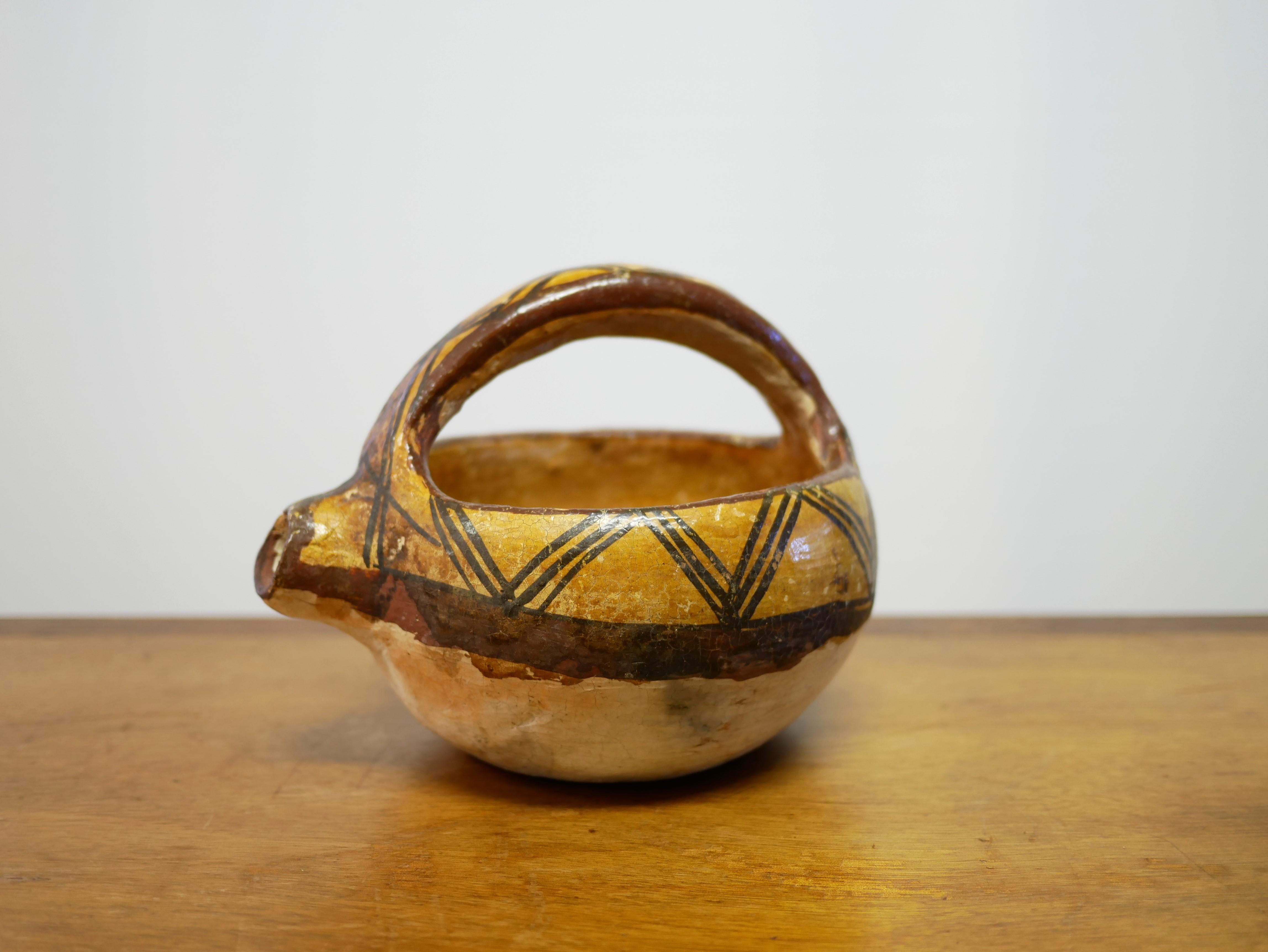Céramique Ancienne cruche à bouillon en terre cuite kabyle en vente