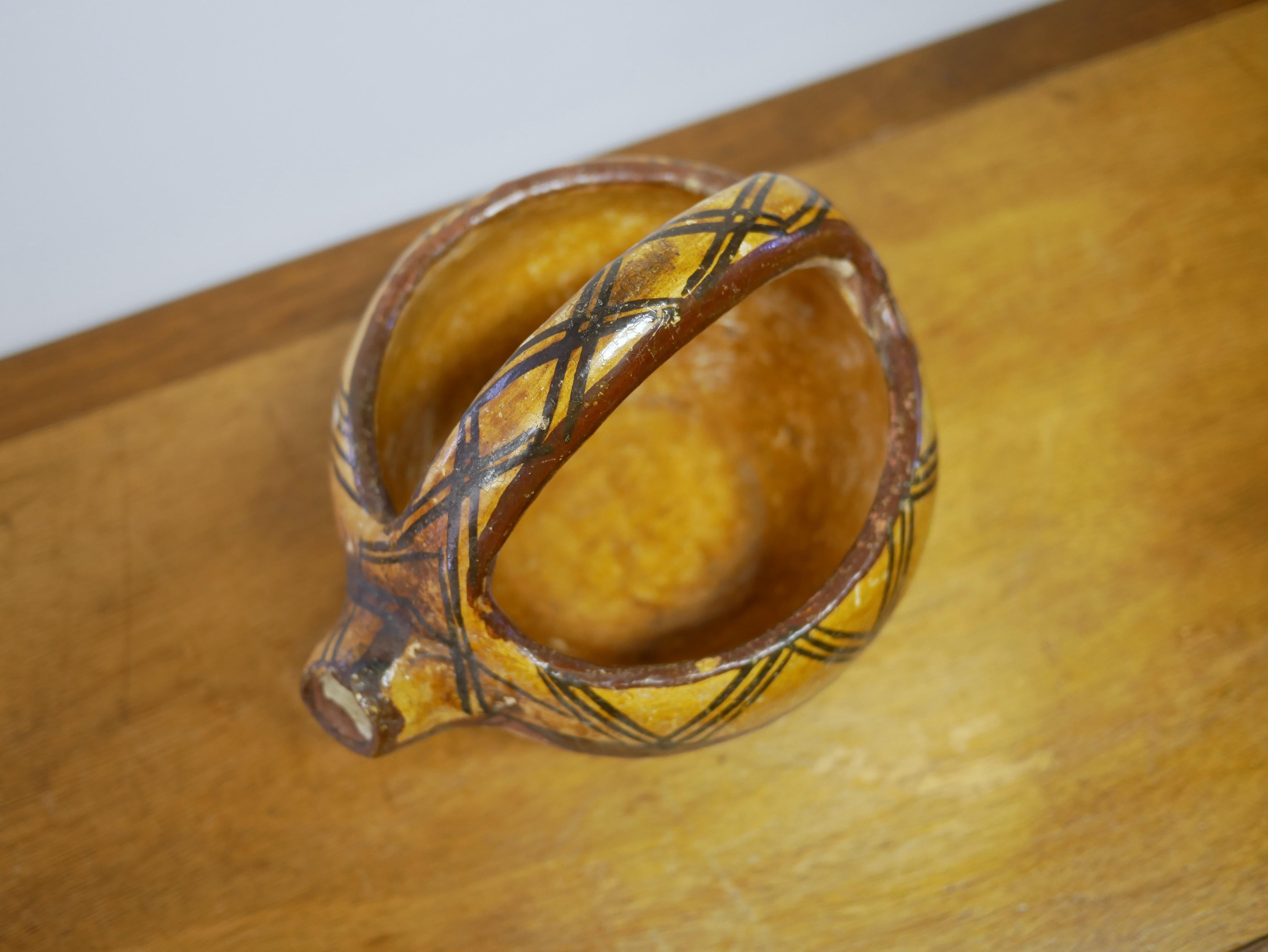 Ancienne cruche à bouillon en terre cuite kabyle en vente 2