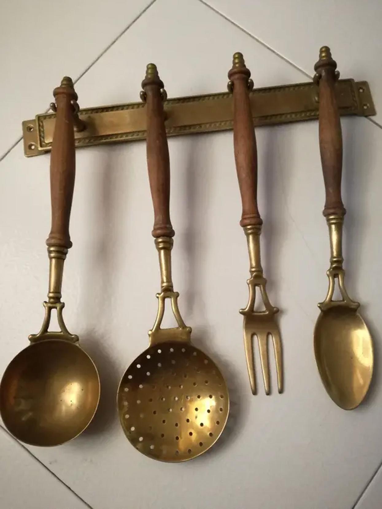 Old Kitchen Utensils Made of Brass with from a Hanging Bar, Early 20th Century In Good Condition In Mombuey, Zamora