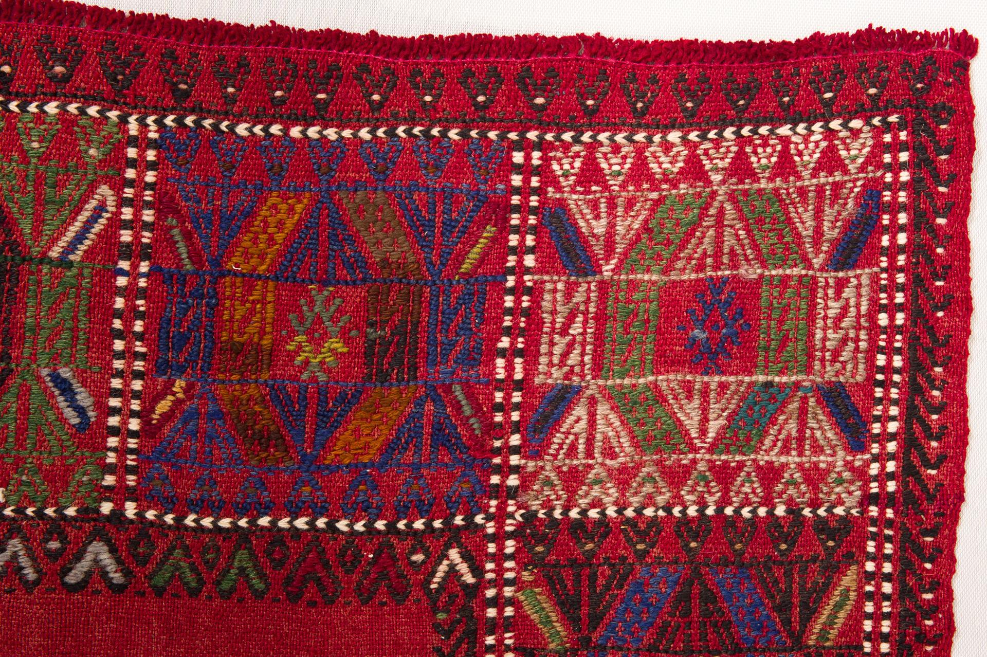 Tissé à la main Vieux Kilim KONYA en vente