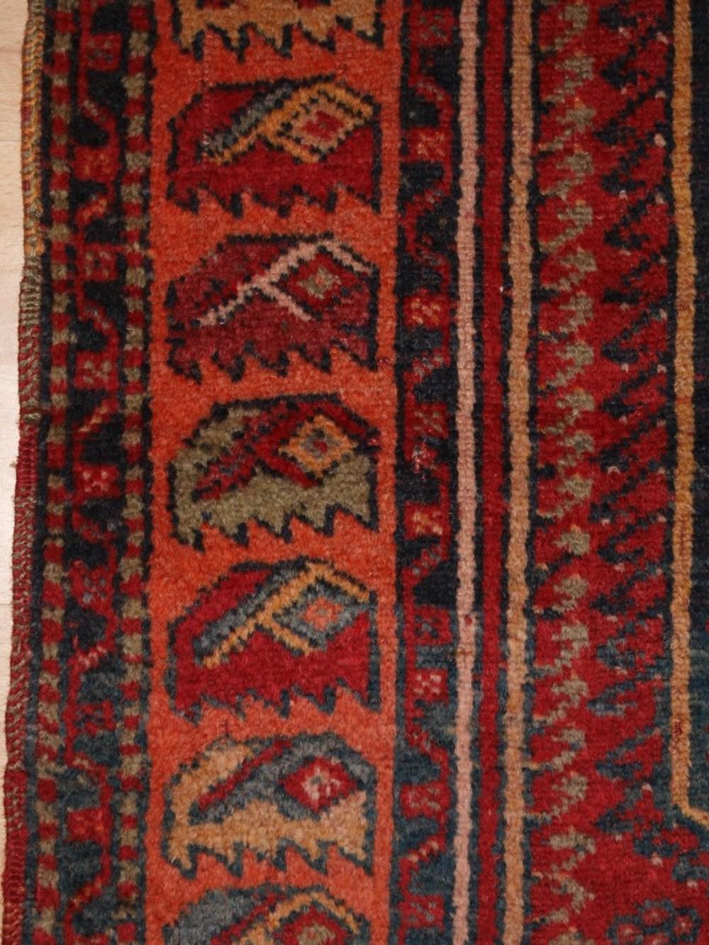 Turco Antico tappeto curdo di piccole dimensioni, Turchia orientale, CIRCA 1920 in vendita