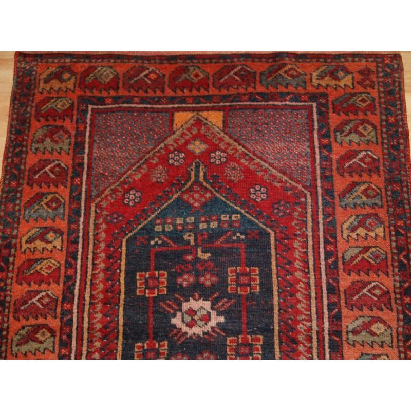 Antico tappeto curdo di piccole dimensioni, Turchia orientale, CIRCA 1920 In condizioni buone in vendita a Moreton-In-Marsh, GB