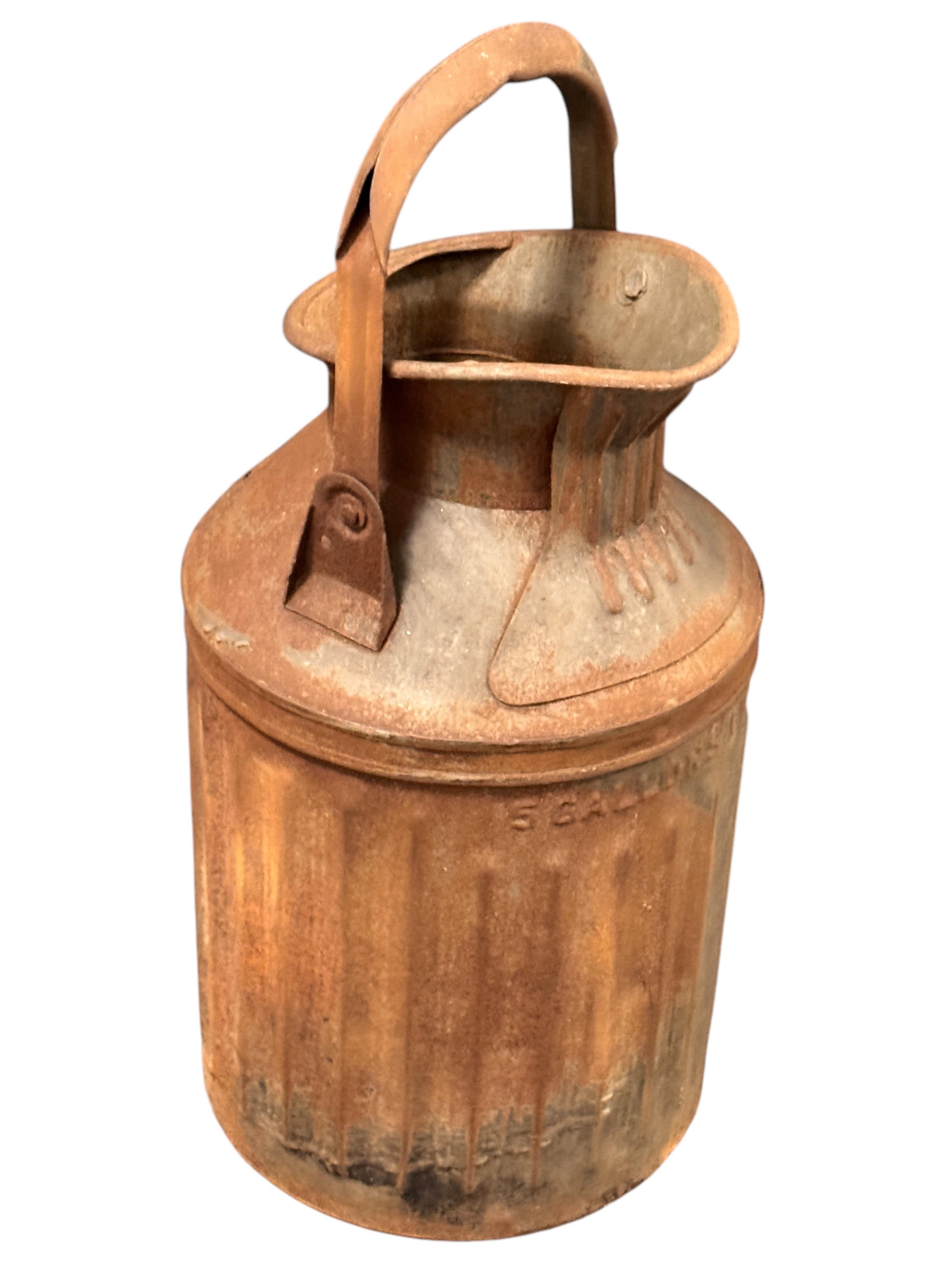 Old Large 5 Gallon Gas Station Oil Can Vintage Industrial Style Decoration Item In Good Condition For Sale In Nuernberg, DE