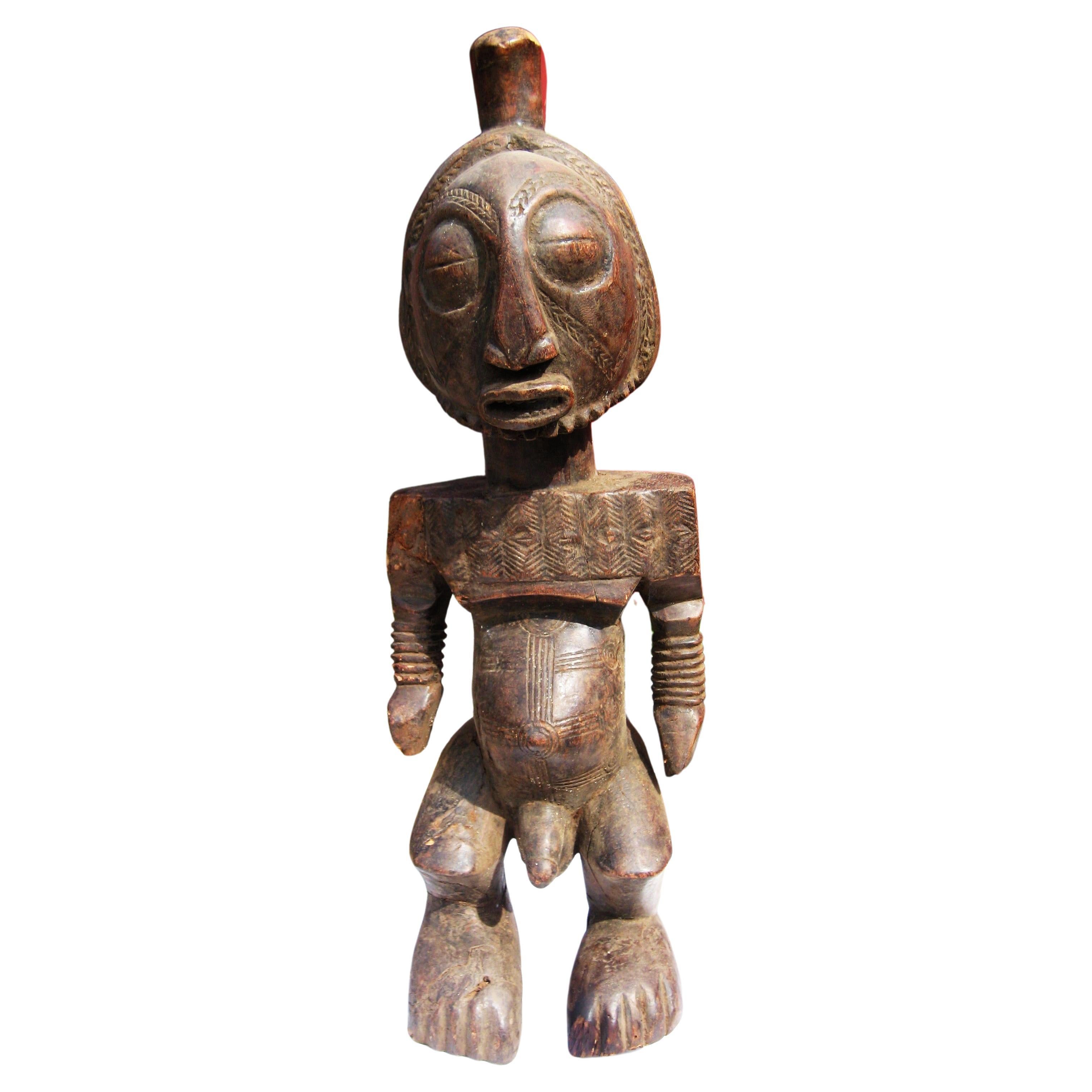 Große Buyu-Schutzfigur Demokratische Republik Kongo Afrika (Handgeschnitzt) im Angebot