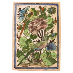 Azulejo antiguo de cerámica pintado a mano