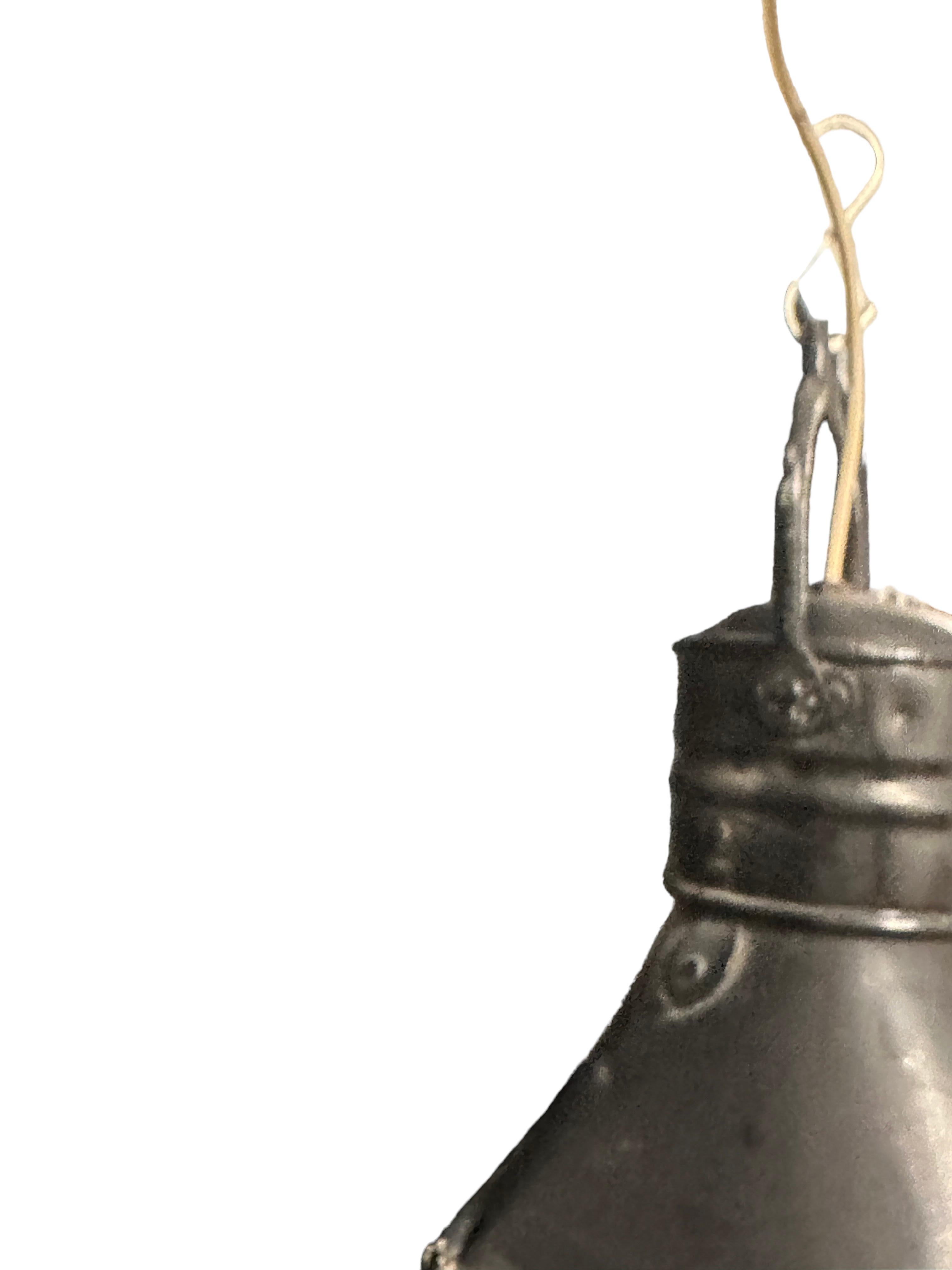 Ancienne grande lampe de bateau nautique Masthead, article de décoration de style industriel vintage en vente 3