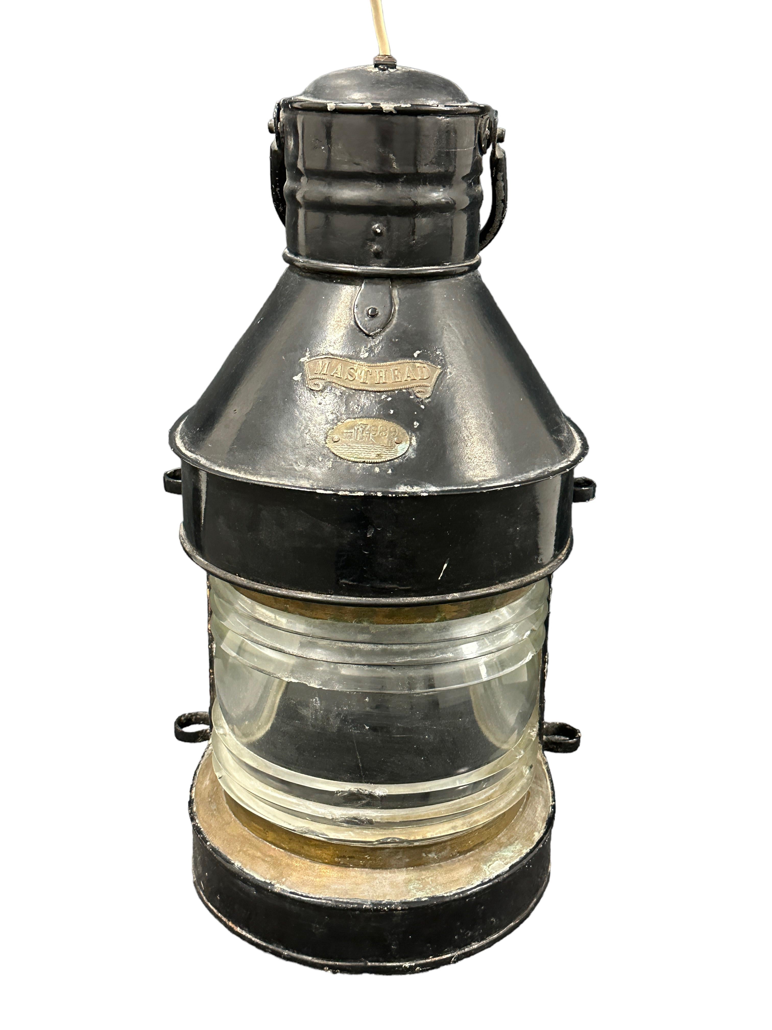 Ancienne grande lampe de bateau nautique Masthead, article de décoration de style industriel vintage en vente 8