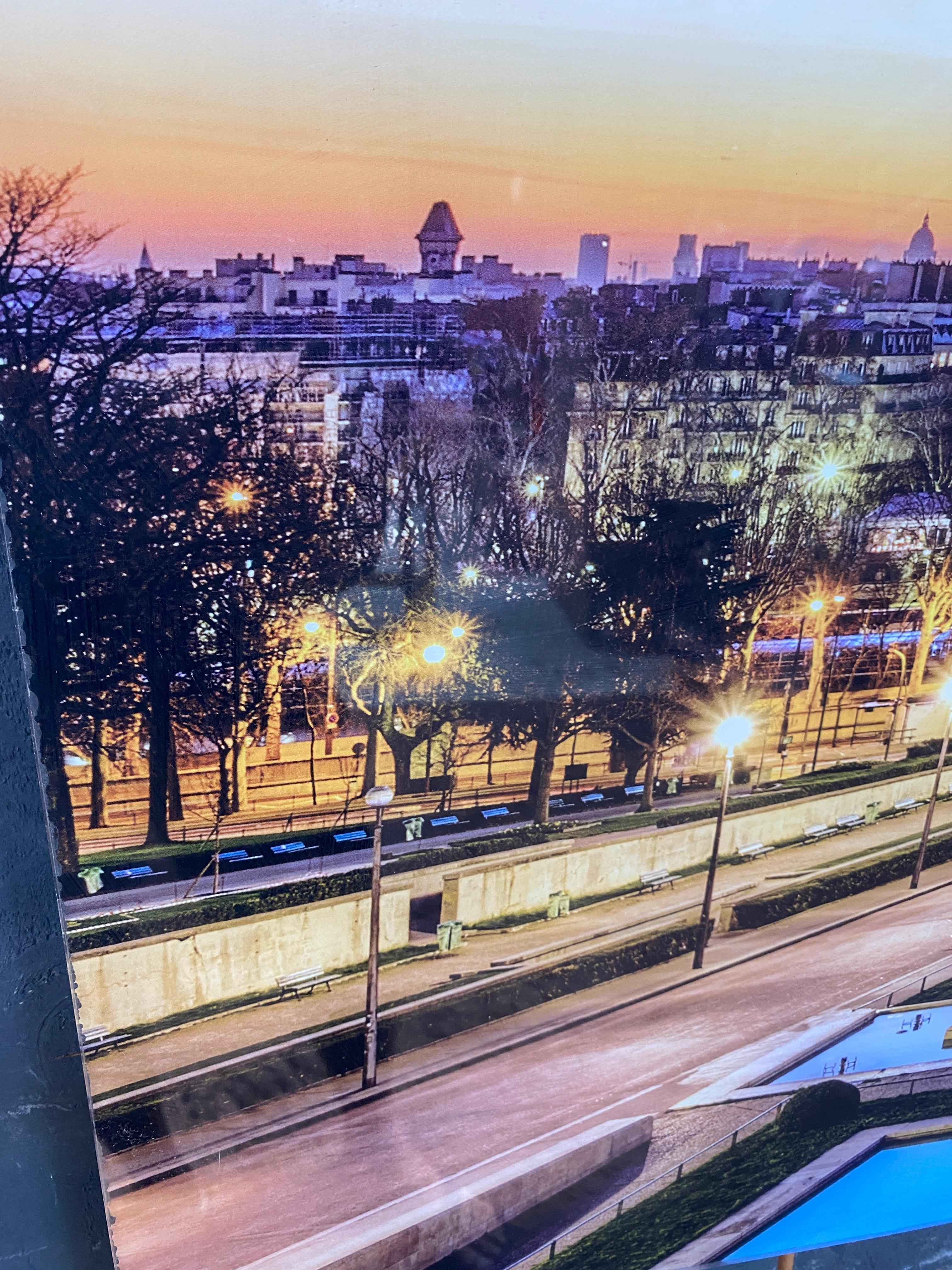 French Old large silkscreen print on plexiglass representing the Eiffel Tower For Sale