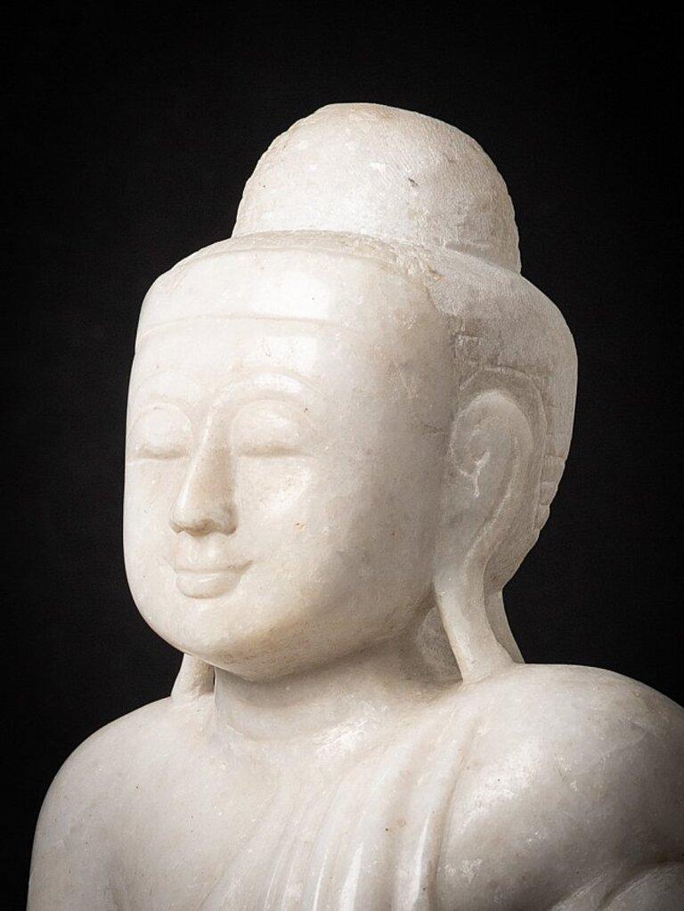 Old Marble Burmese Buddha Statue from Burma For Sale 3