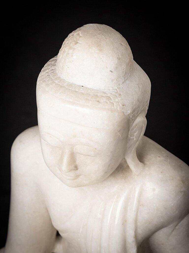 Old Marble Burmese Buddha Statue from Burma For Sale 5