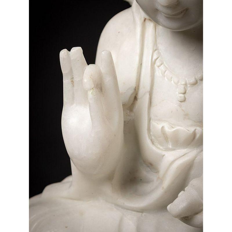 Old marble Guan Yin statue from Burma For Sale 4