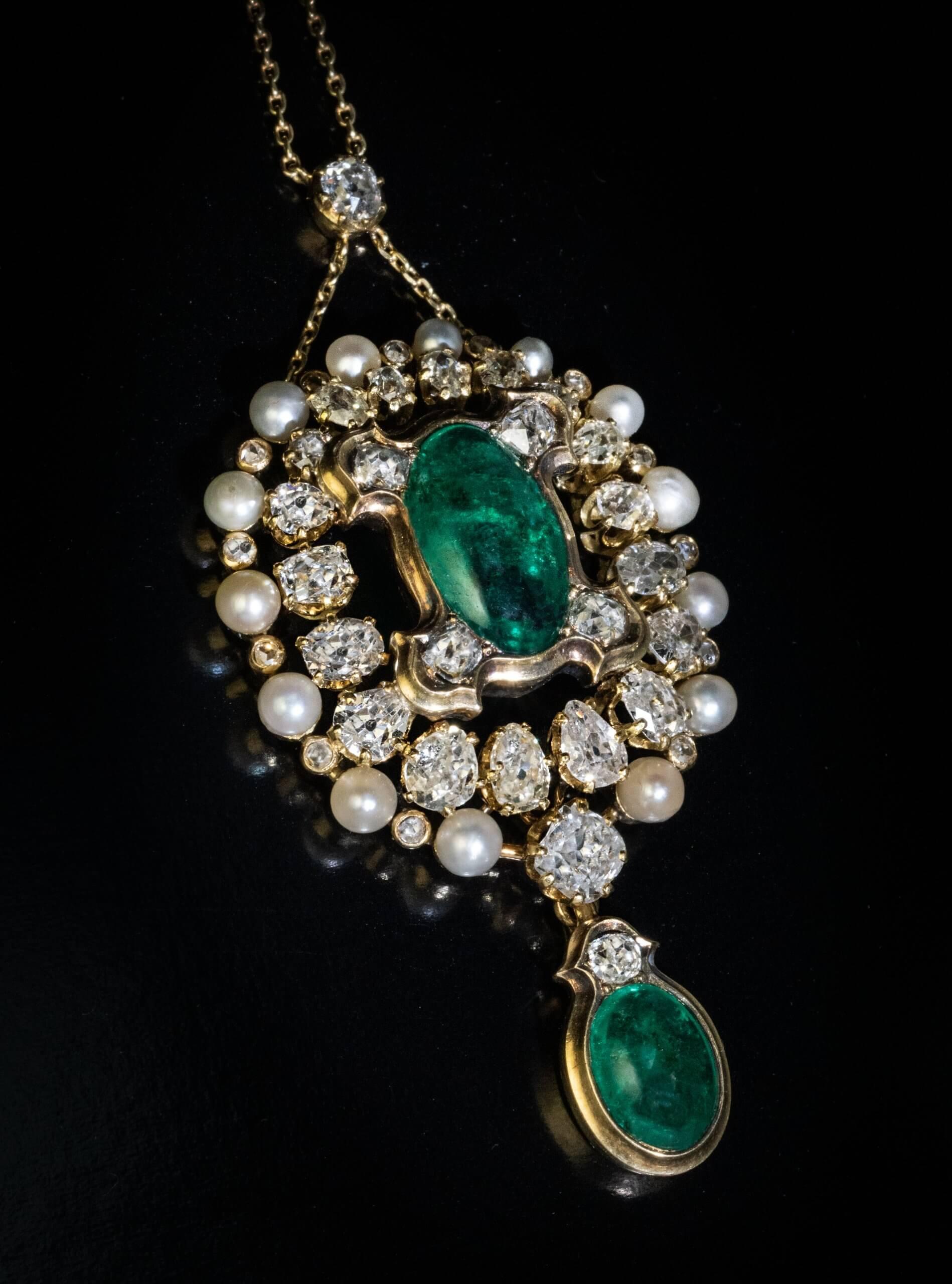 Collar Antiguo de Esmeralda Colombiana Diamante Perla 6,82 qt c. 1850 Victoriano en venta