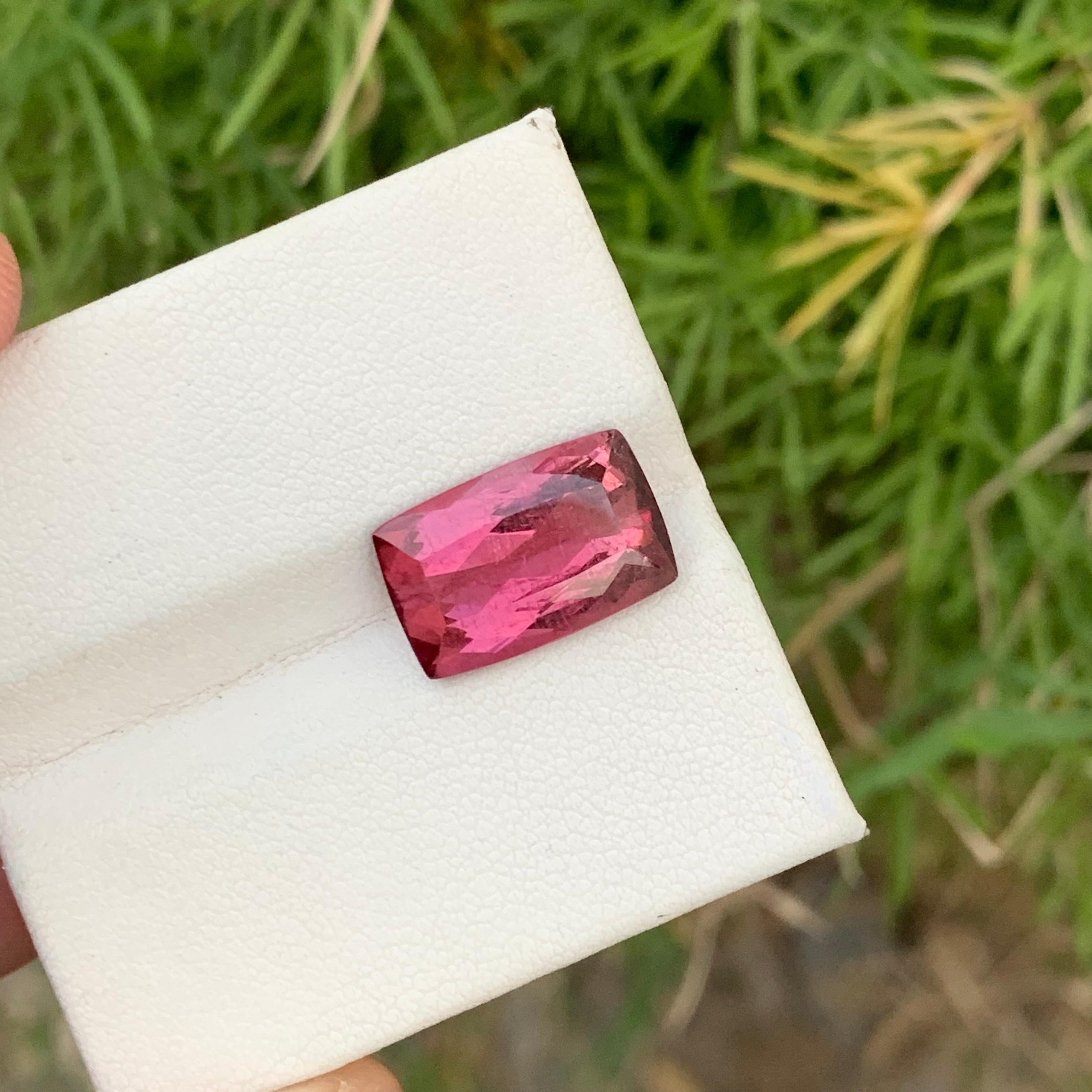 Old Mine 6.90 Carats Natural Loose Rubellite Tourmaline Africa Mine  For Sale 6