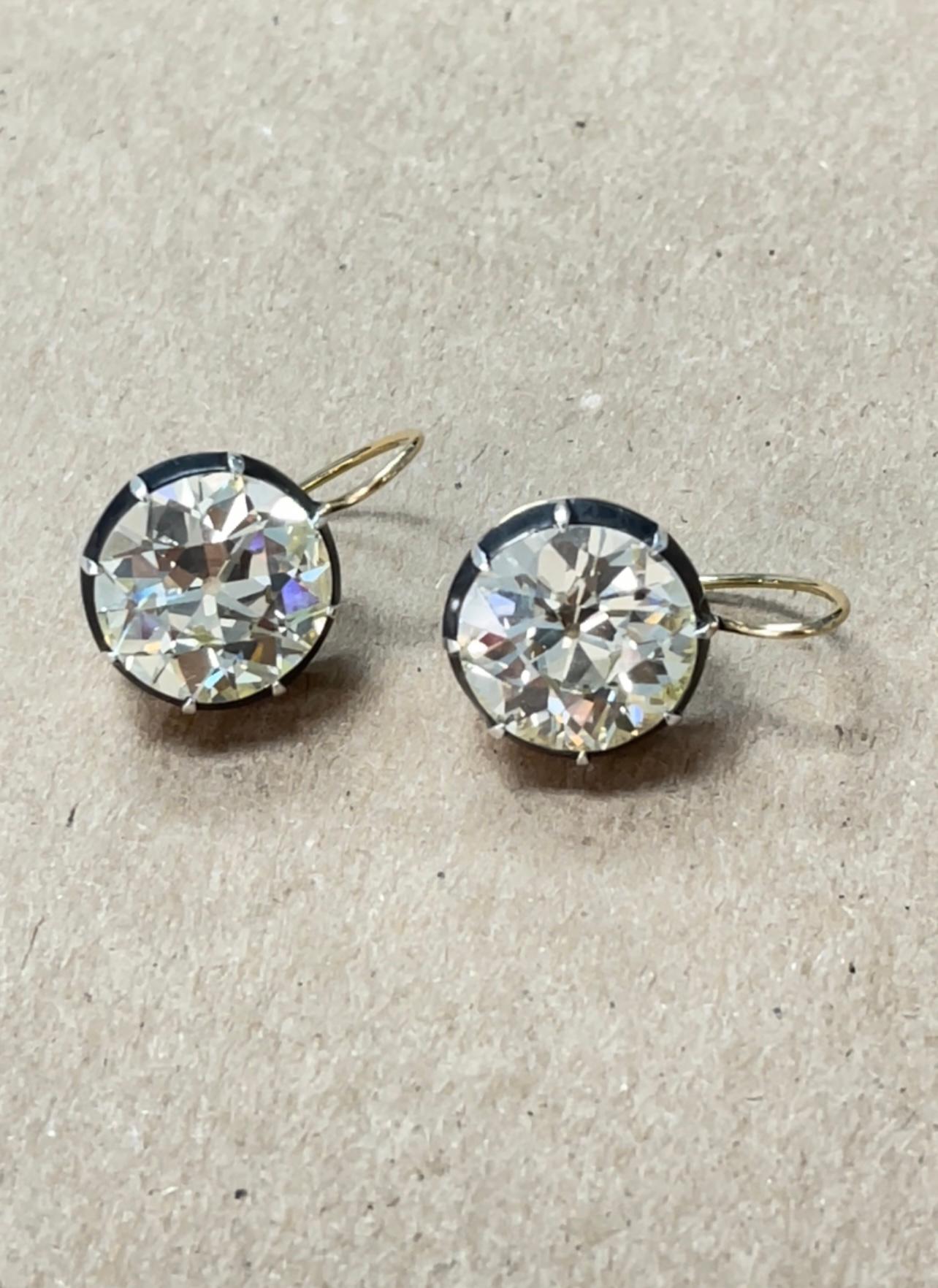 Pendientes de diamantes talla mina antigua de 20,16 quilates en oro. en venta 1