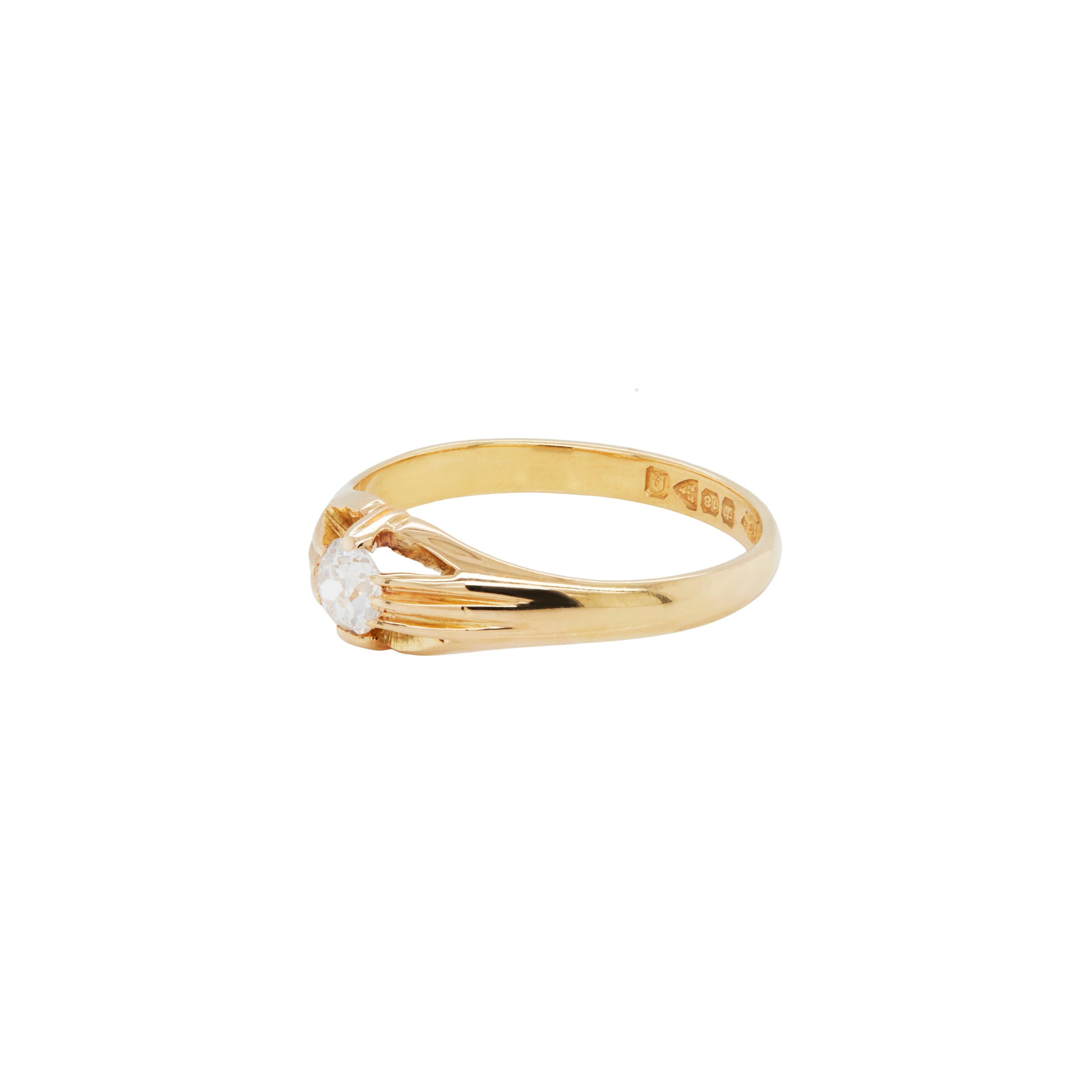 Anillo solitario para caballero en oro amarillo de 18 quilates, Chester 1938 Talla antigua en venta