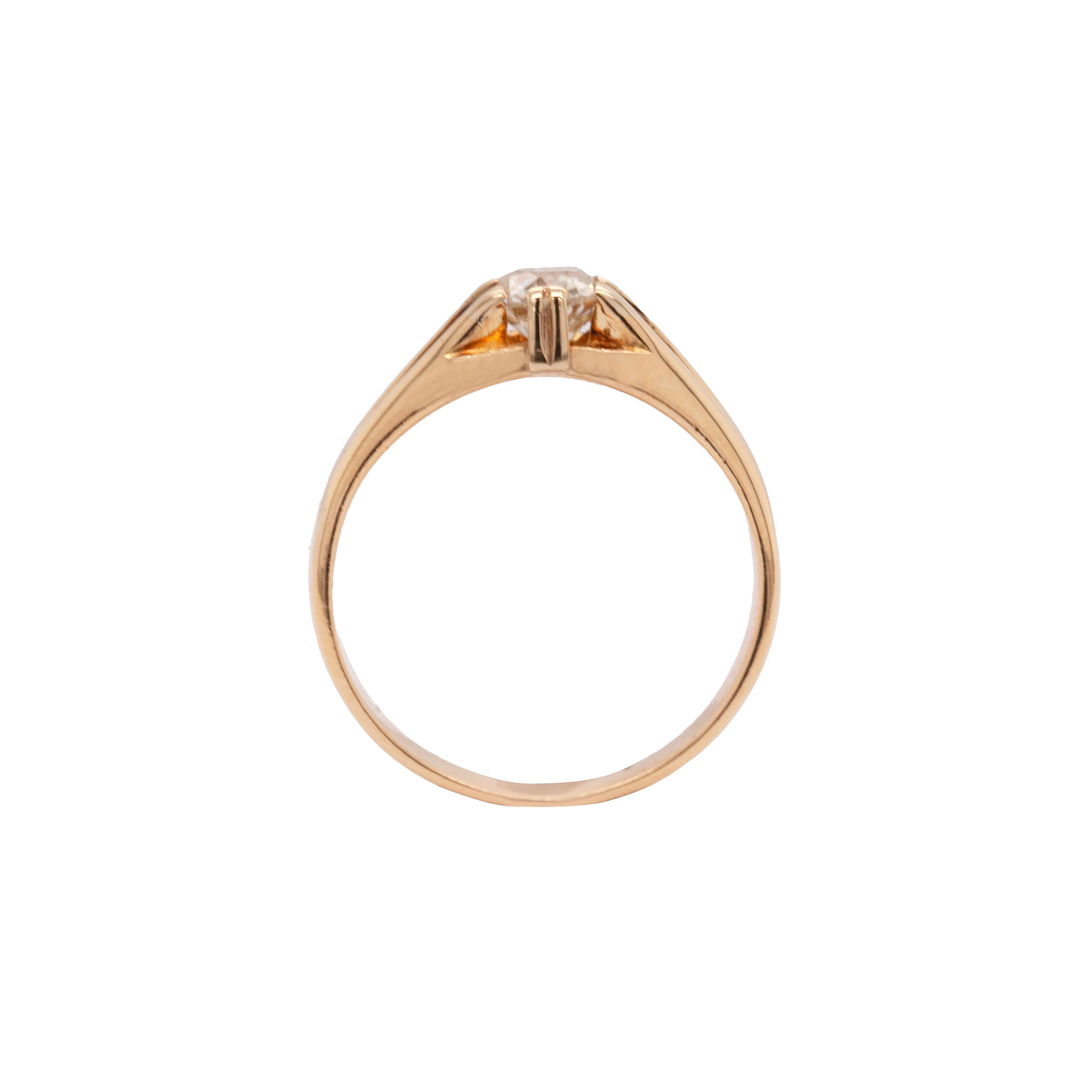 Old Mine Cut Diamond and 18 Carat Yellow Gold Solitaire Ring For Sale 1