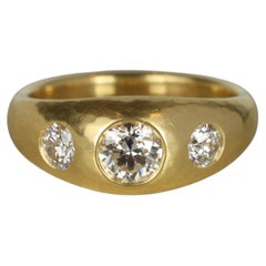 Bague « gitane » à trois pierres en diamants naturels taille « Old Mine Cut »
