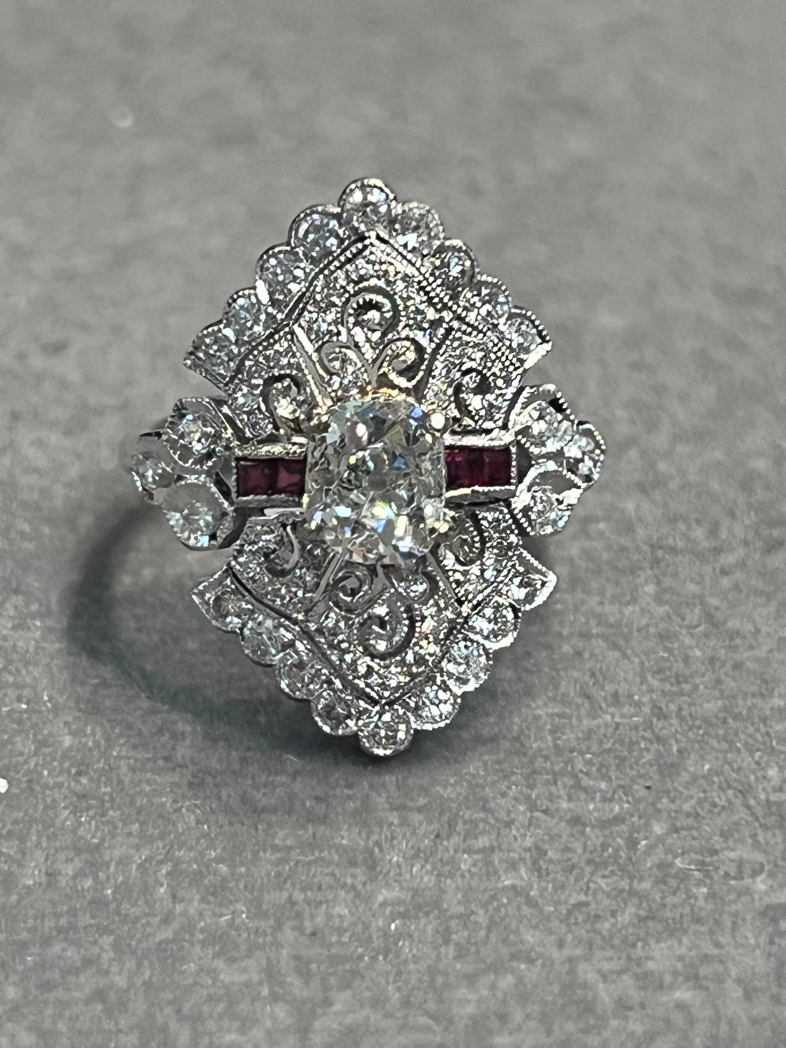 Bague en diamant et rubis ancienne mine en vente 3