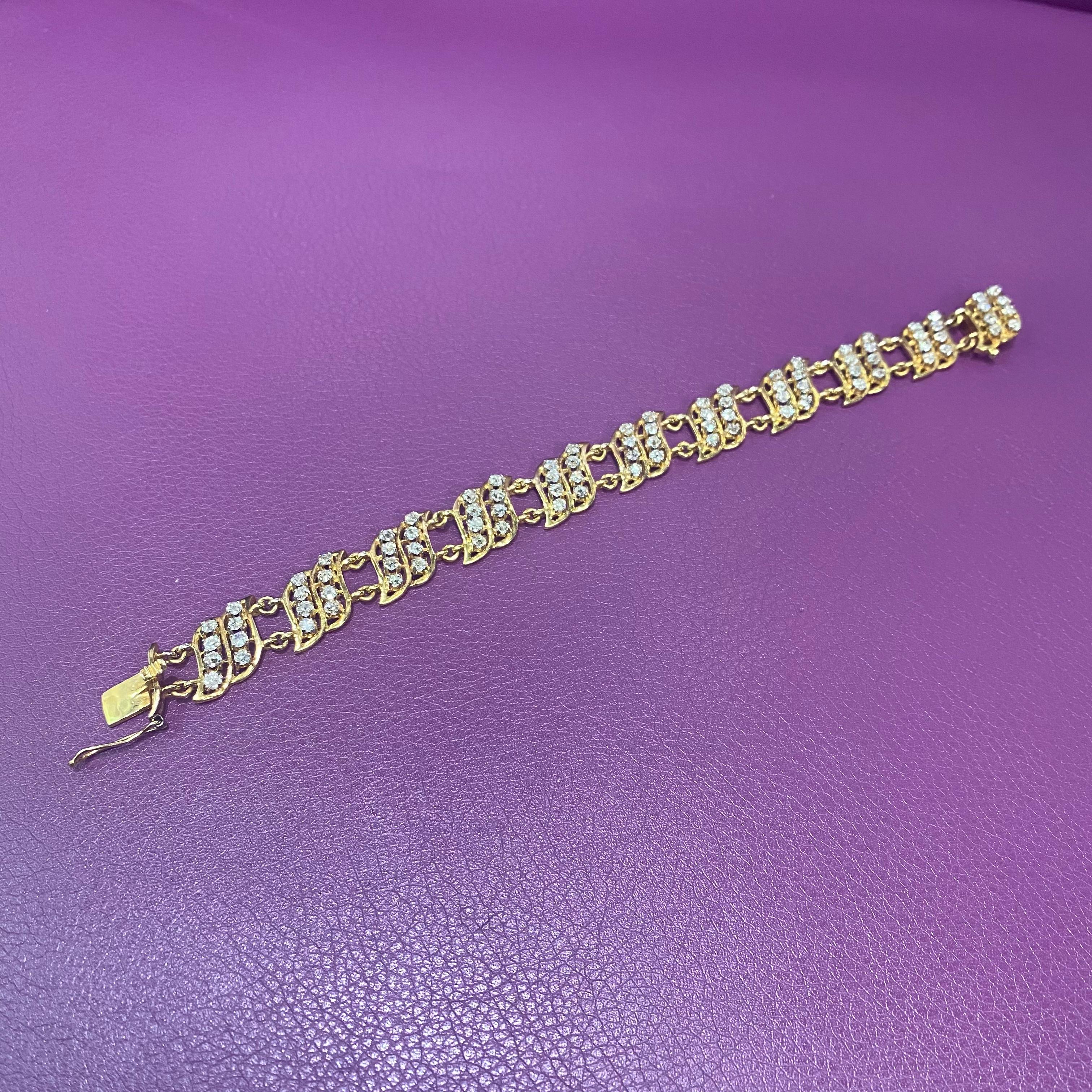Old Mine Diamond and Yellow Gold Bracelet For Sale 1