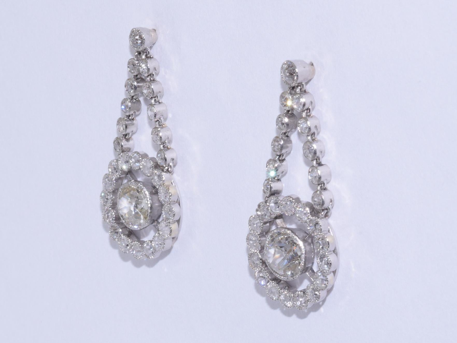 Old Mine Diamond Cluster Pendant Earrings In Good Condition In New York, NY