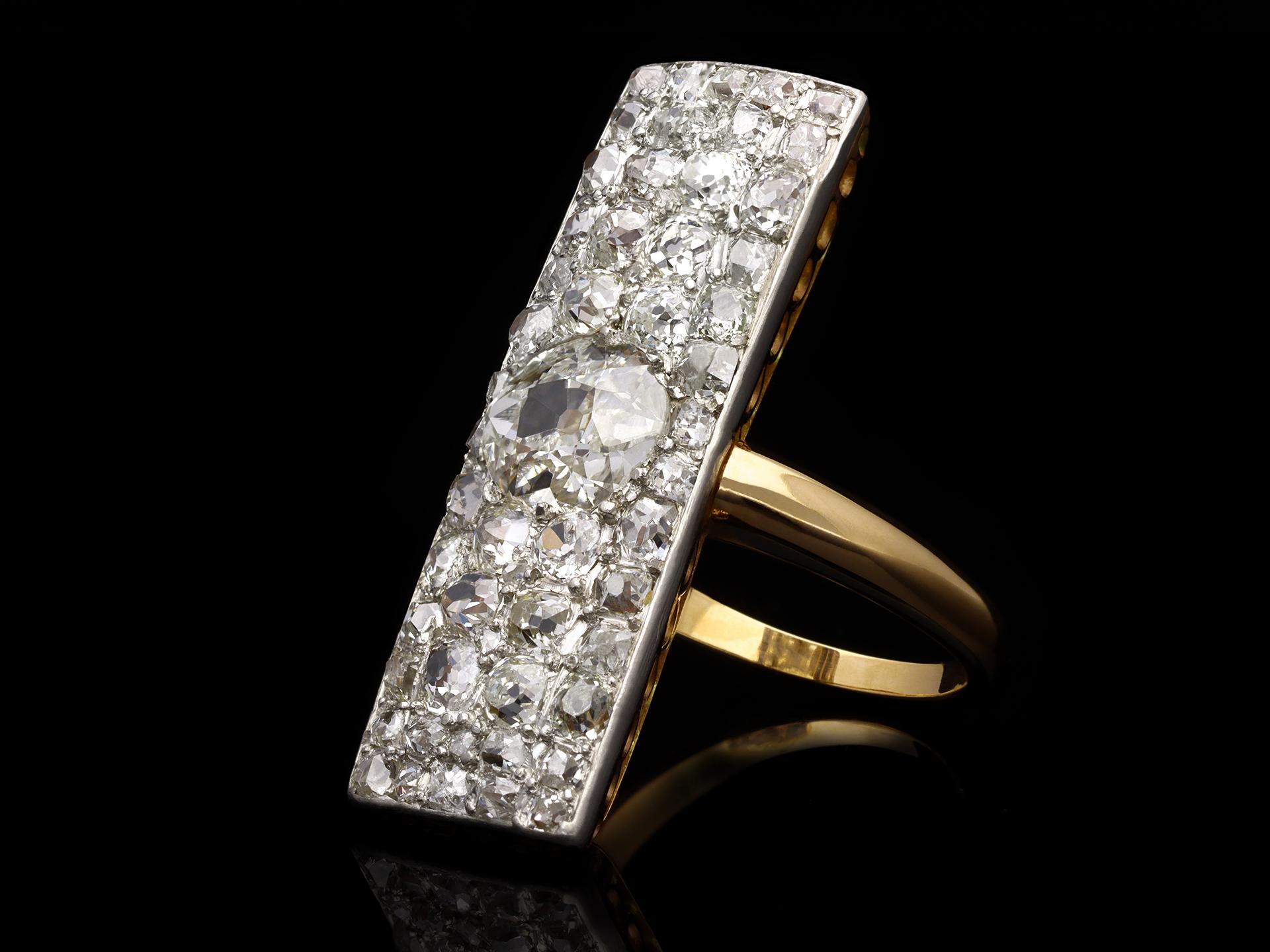 Women's Old mine diamond cluster ring, circa 1905.  For Sale