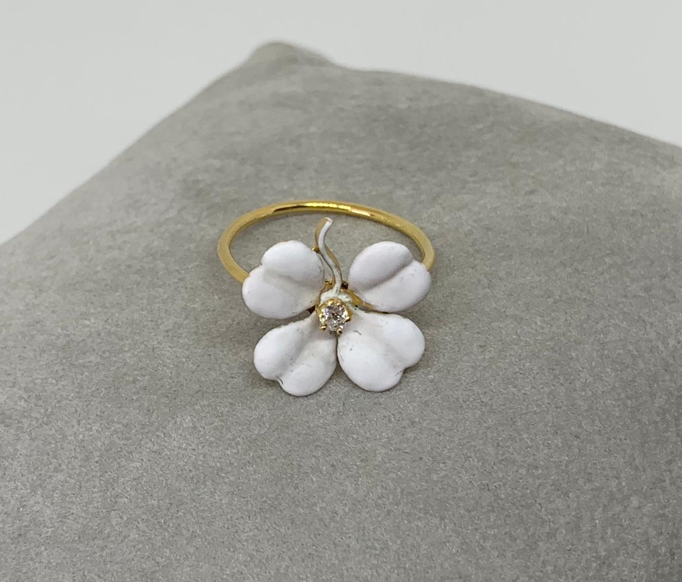 Women's Old Mine Diamond Enamel Clover Flower Ring Antique Victorian 14 Karat Gold For Sale