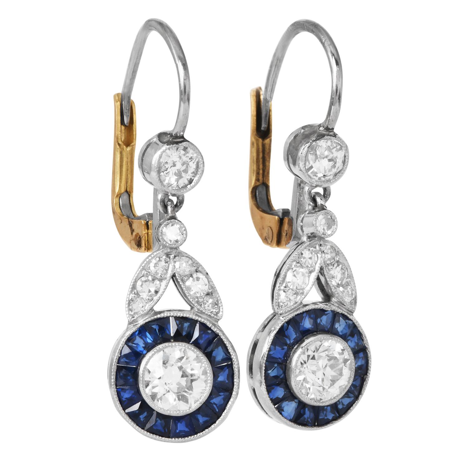 Taille vieille mine Boucles d'oreilles pendantes en platine avec saphir et diamant ancienne mine en vente