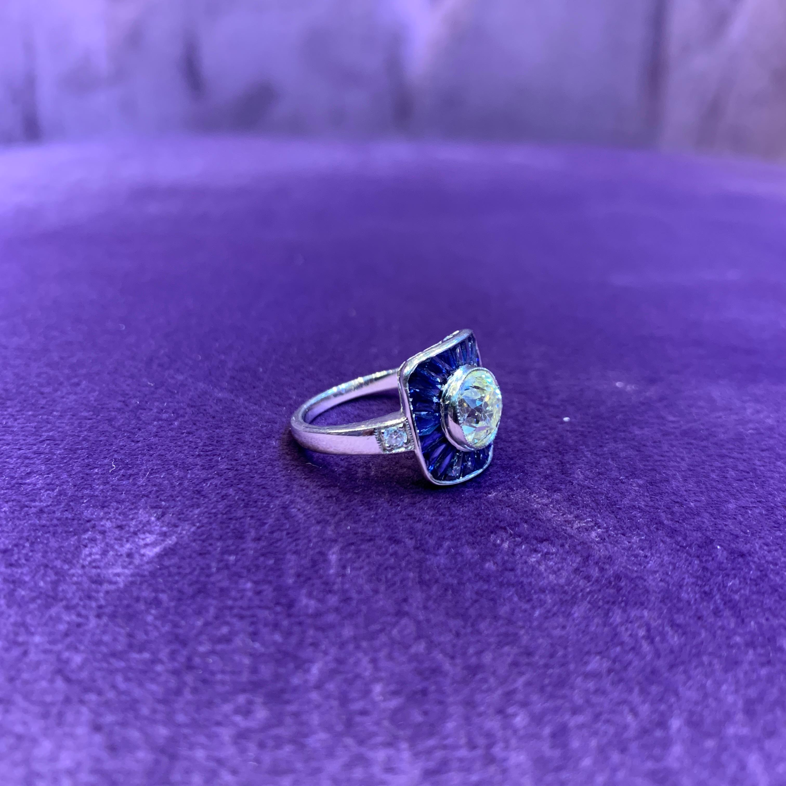 Old Mine Diamond & Sapphire Ring For Sale 2