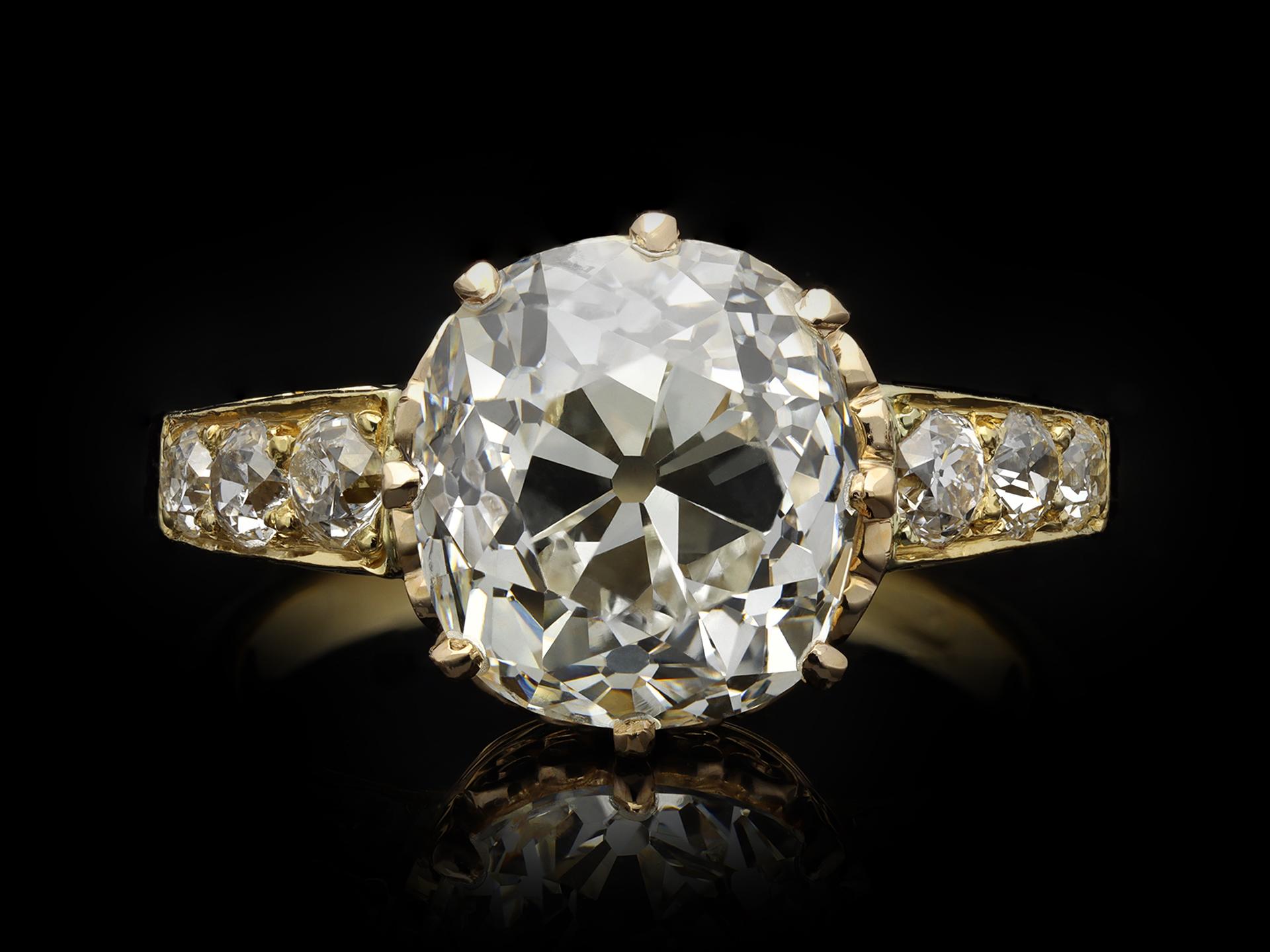 Victorian Old Mine Diamond Solitaire Ring, circa 1900 For Sale
