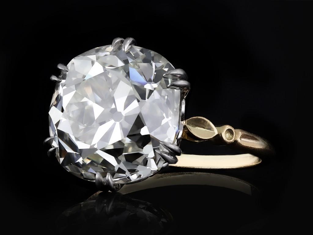 10.07 Carat Old Mine Diamond Solitaire Ring, circa 1905. For Sale 1
