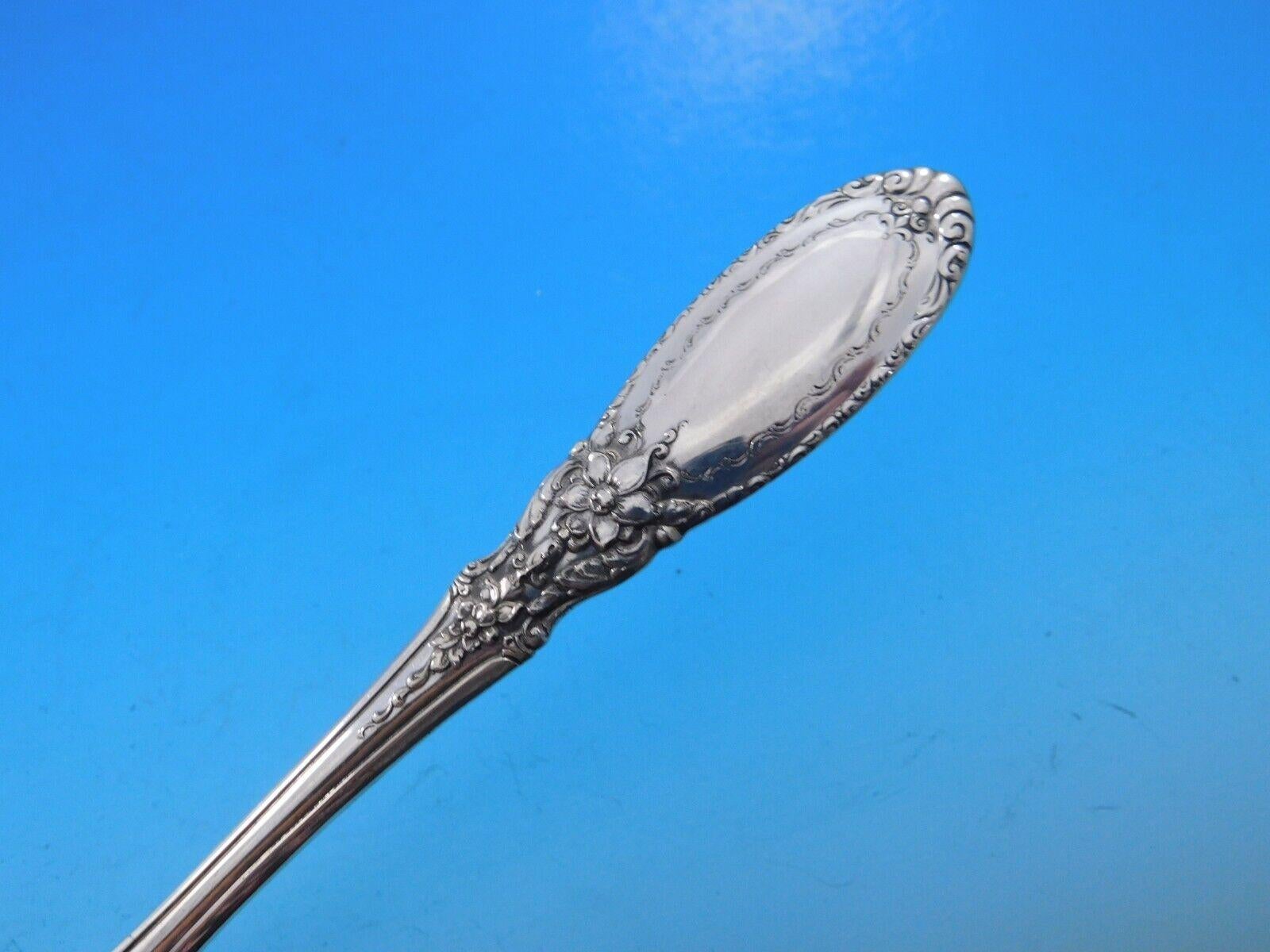Splendido set di posate in argento Sterling Old Mirror by Towle - 53 pezzi. Questo set comprende:

12 coltelli, 8 7/8