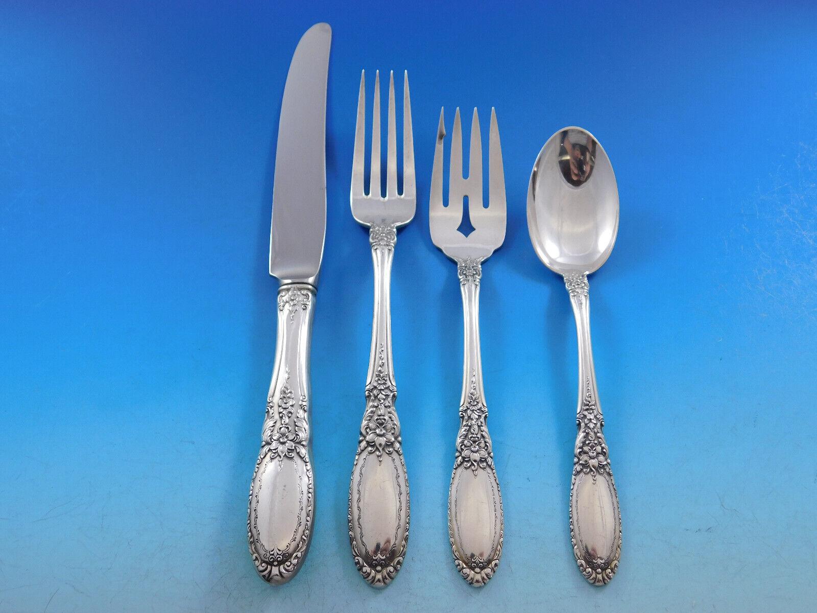 Old Mirror by Towle Sterling Silver Flatware Set for 12 Service 89 Pieces In Excellent Condition For Sale In Big Bend, WI