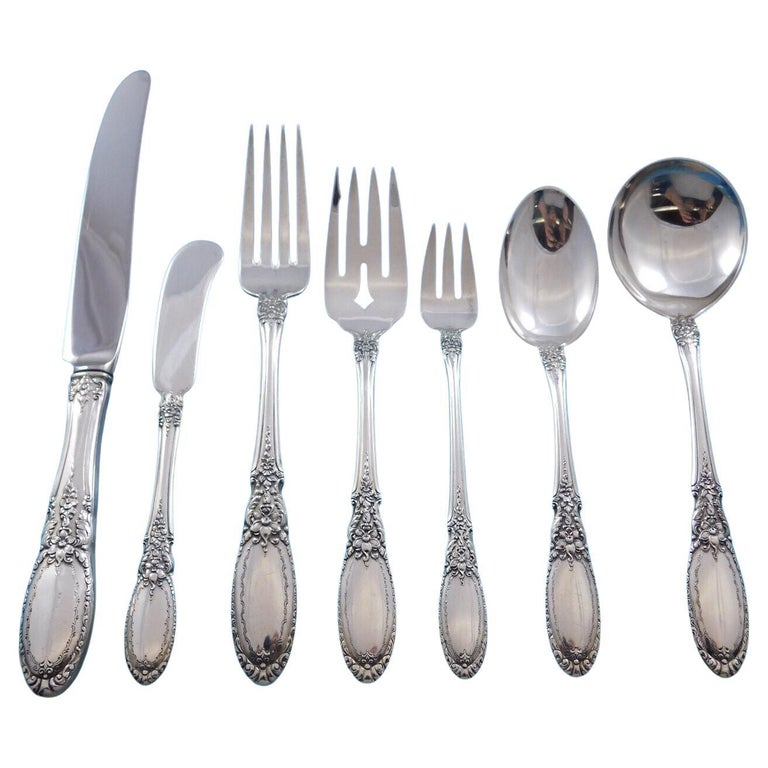 https://a.1stdibscdn.com/old-mirror-by-towle-sterling-silver-flatware-set-for-12-service-89-pieces-for-sale/f_10224/f_327833121676470211314/f_32783312_1676470211699_bg_processed.jpg?width=768