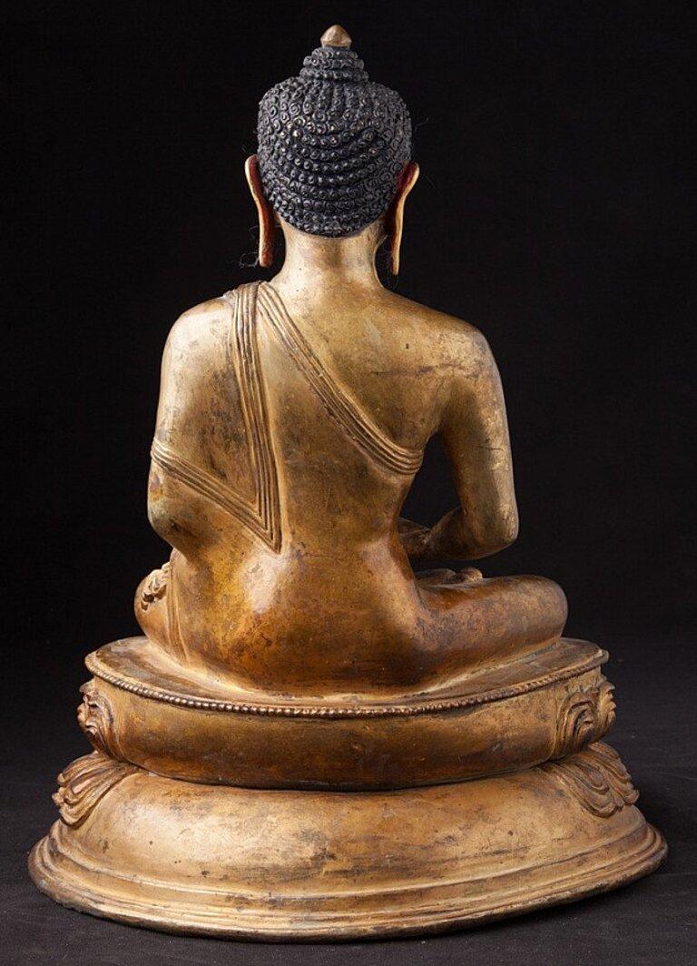 Alte Nepali-Buddha-Statue aus Nepal  Original-Buddhas (Bronze) im Angebot