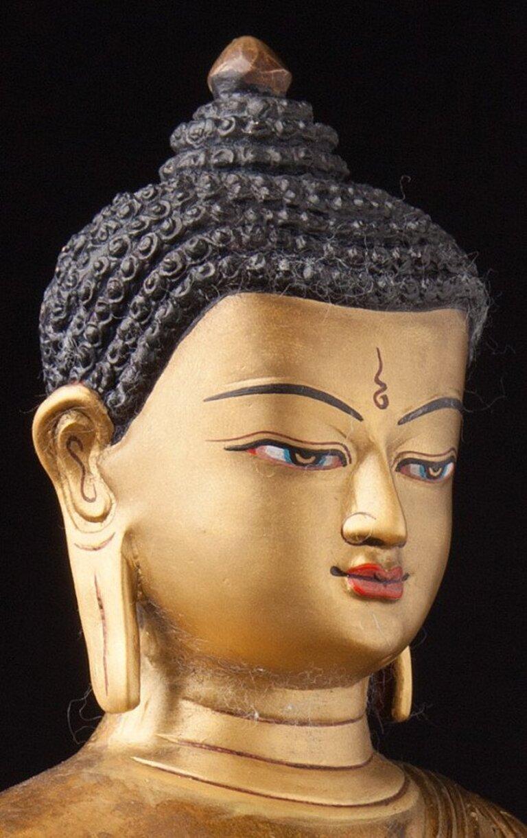 Vieille statue de Bouddha népalais du Népal  Bouddhas originaux en vente 3