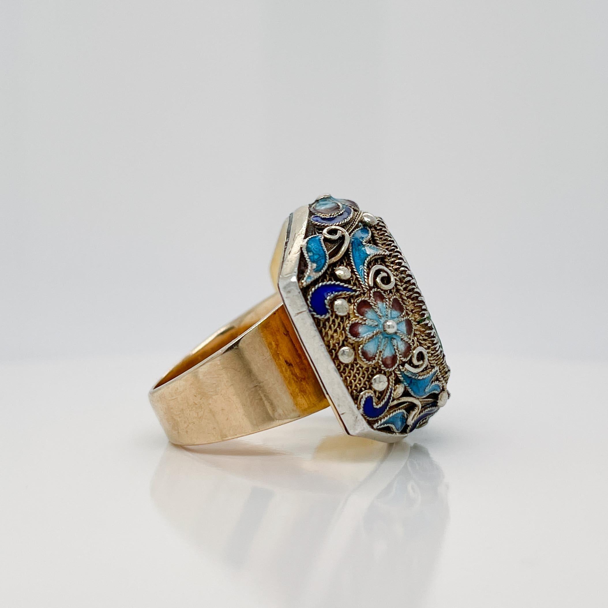 Old or Antique Chinese 14K Gold, Filigree Silver, Enamel, & Jade Signet Ring In Good Condition In Philadelphia, PA