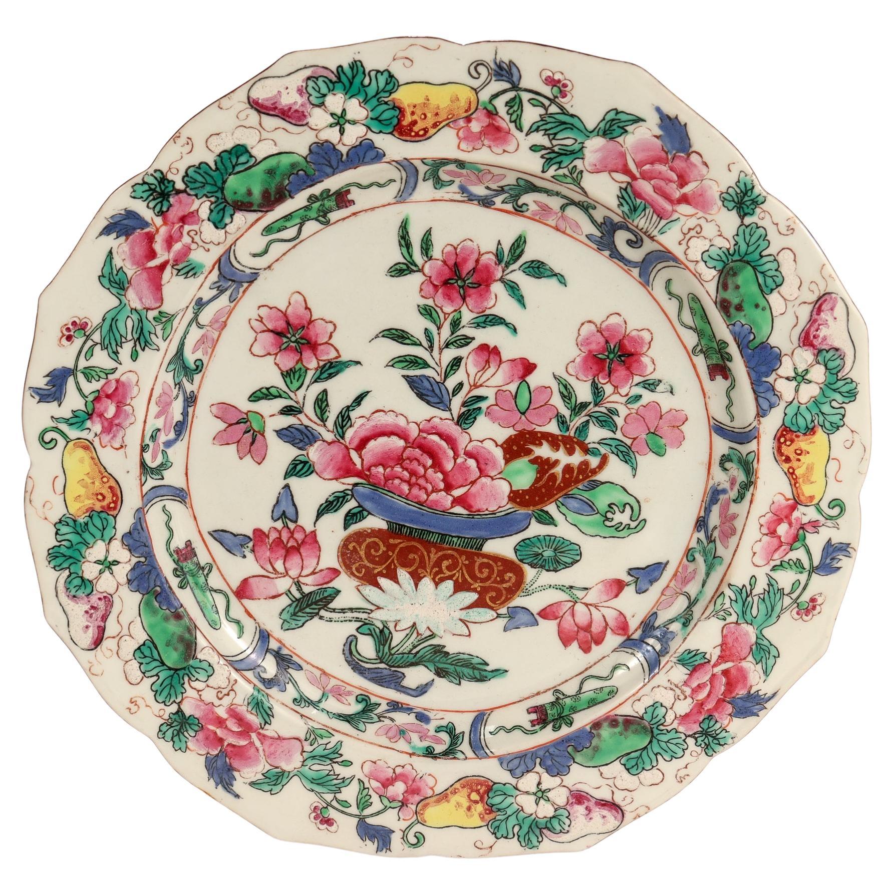 Altes oder antikes chinesisches Export Famille-Rosenteller mit Blumenkorb 