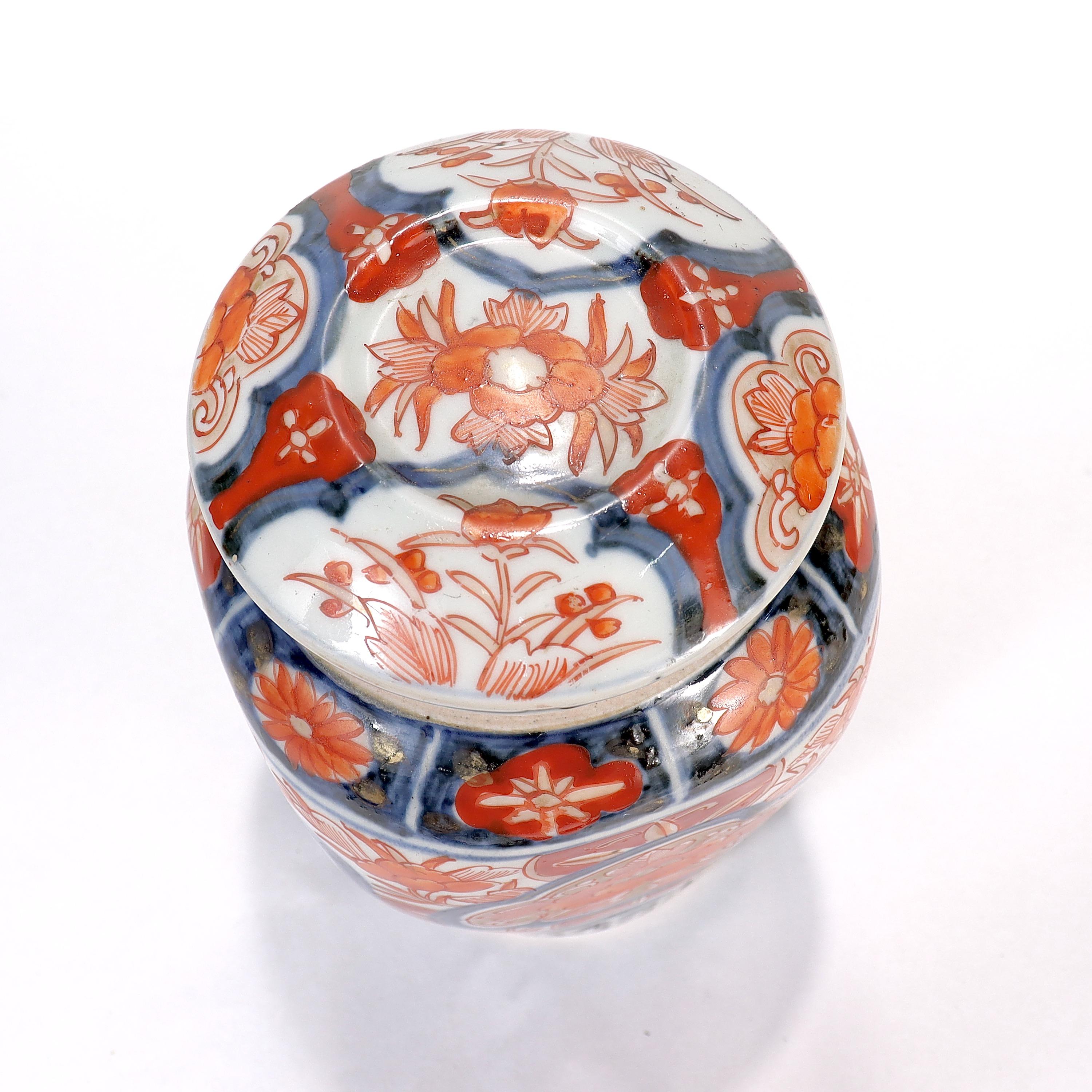 Old or Antique Japanese Imari Porcelain Covered Jar or Urn For Sale 2