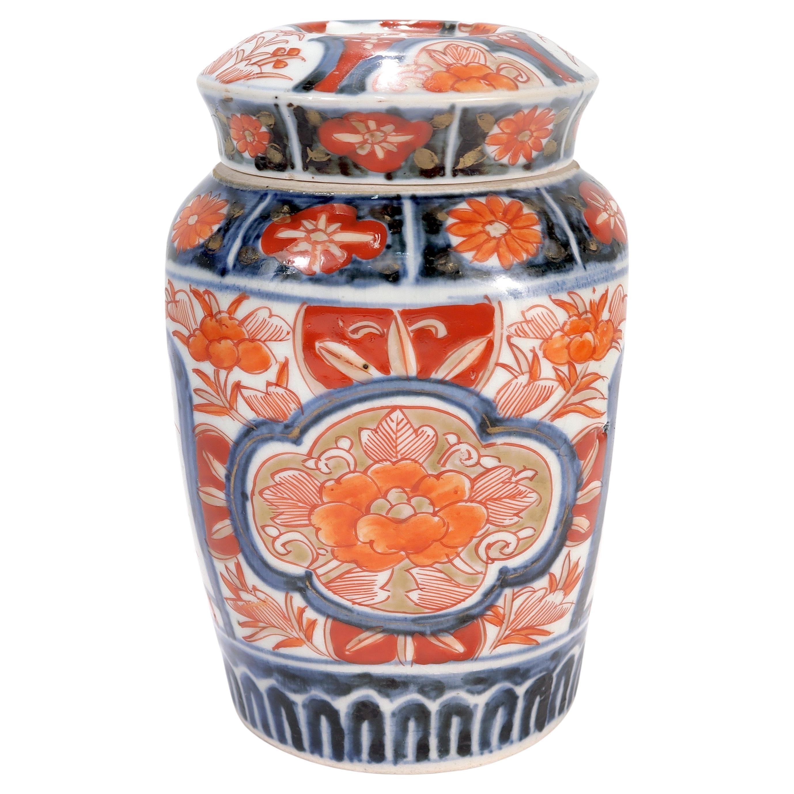 Old or Antique Japanese Imari Porcelain Covered Jar or Urn For Sale